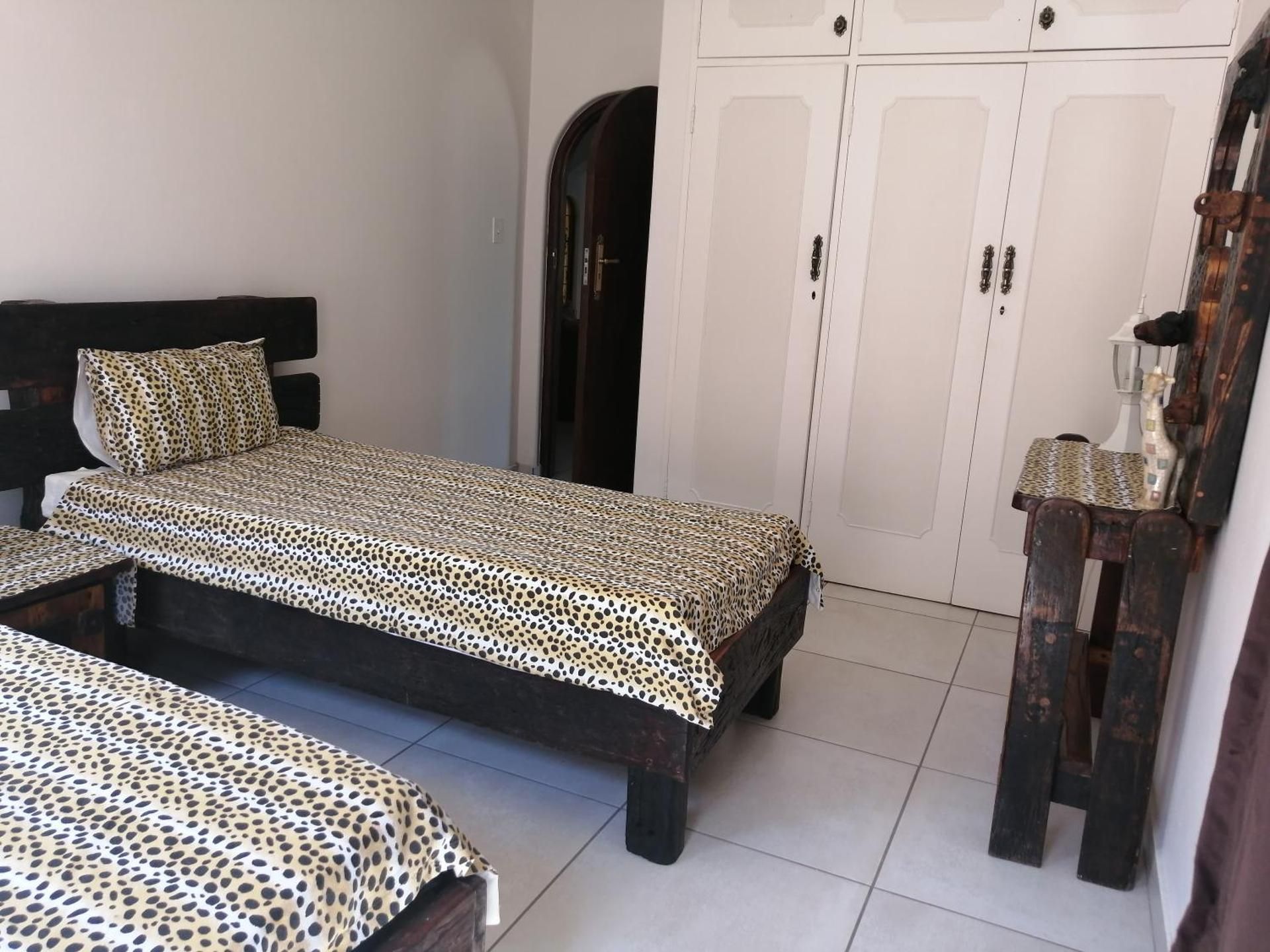 Twin Room with Lake View