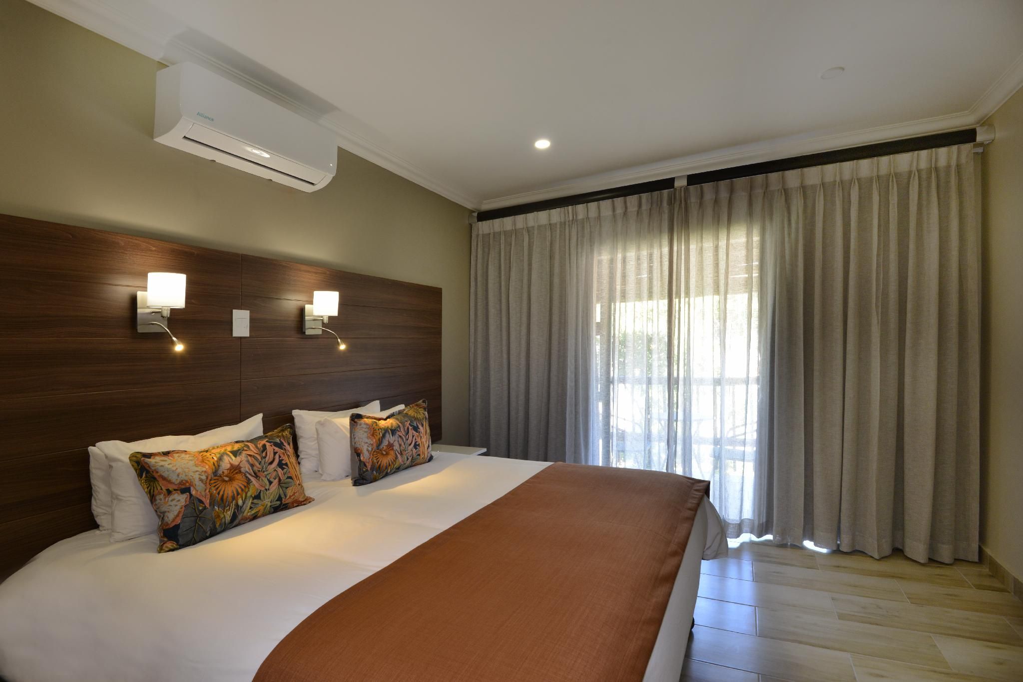 Seasons Golf, Leisure and Spa Deluxe Double Room with Shower