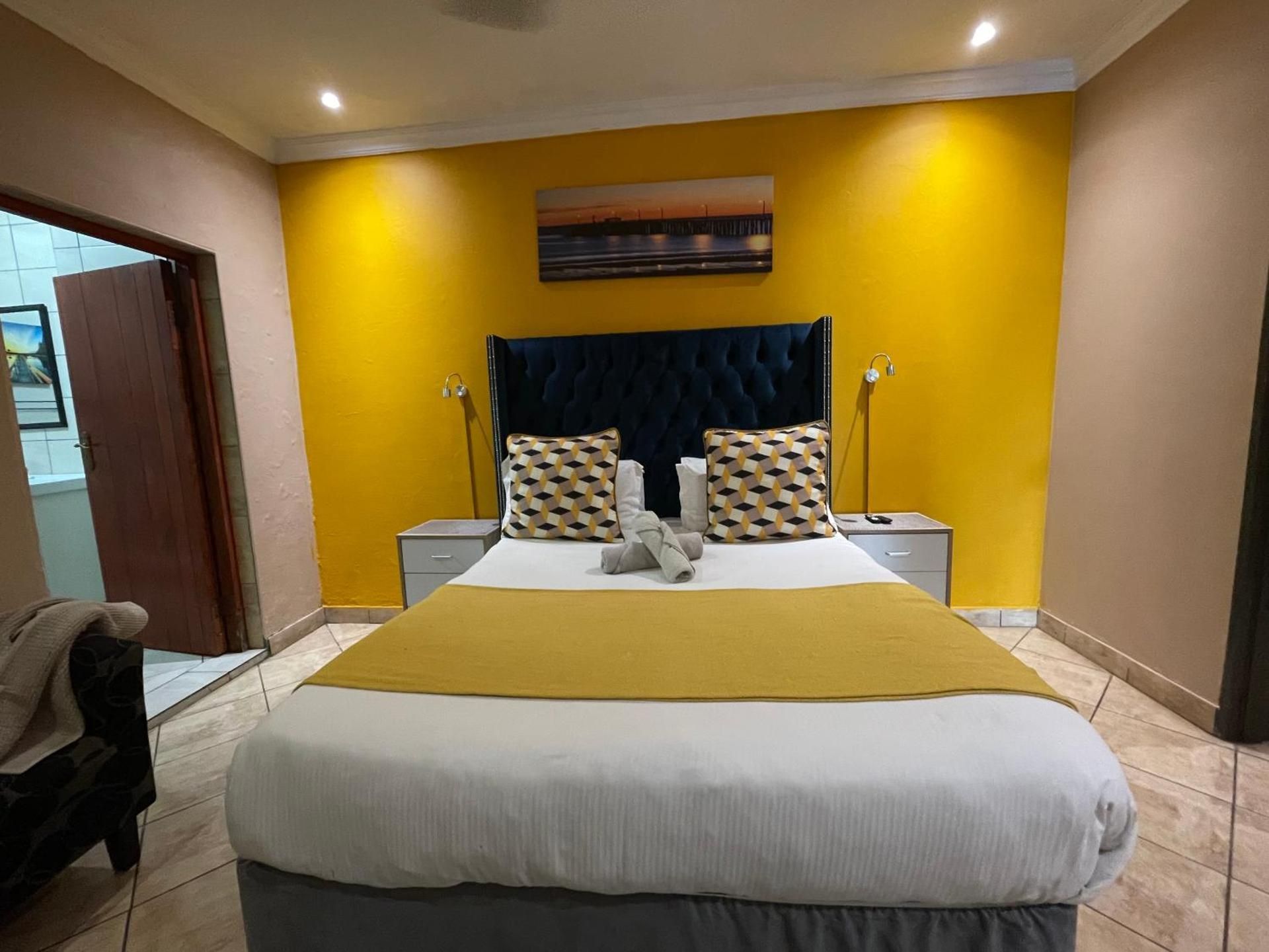 Double Room with Private Bathroom