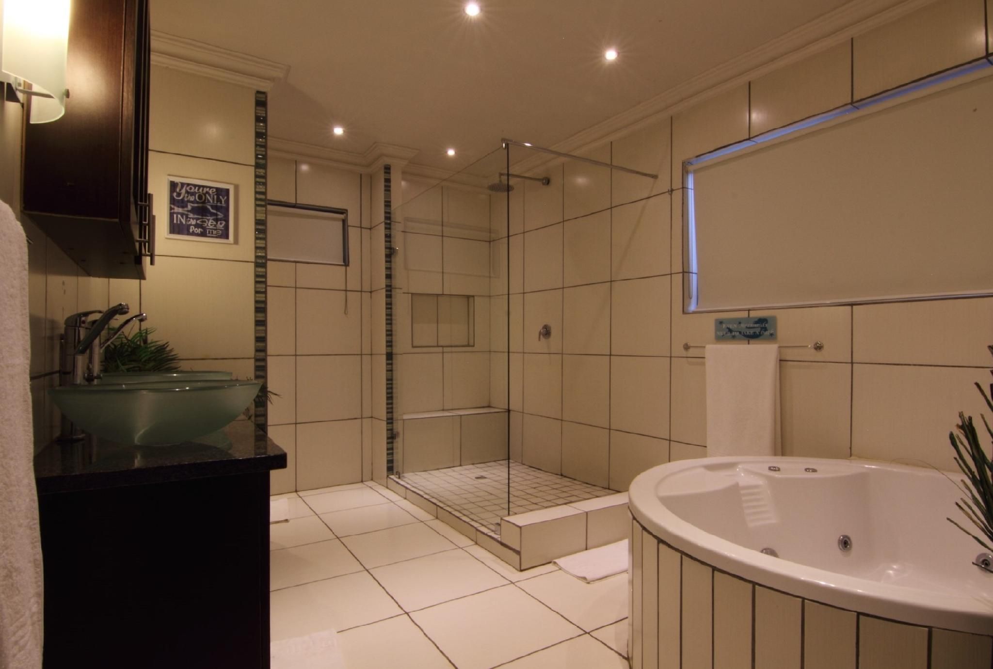 Seychelles Elite Suite