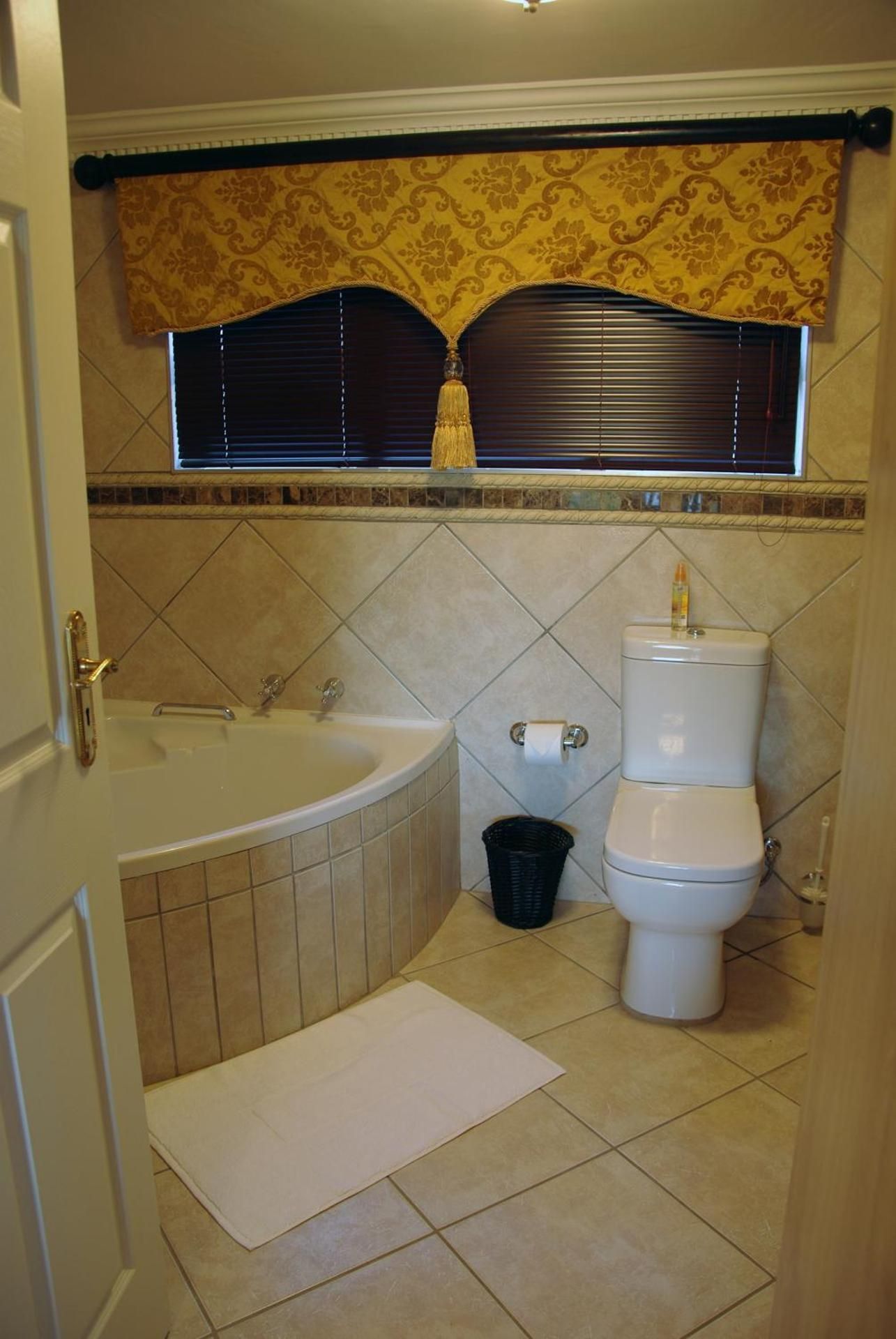 Deluxe Double Room -1