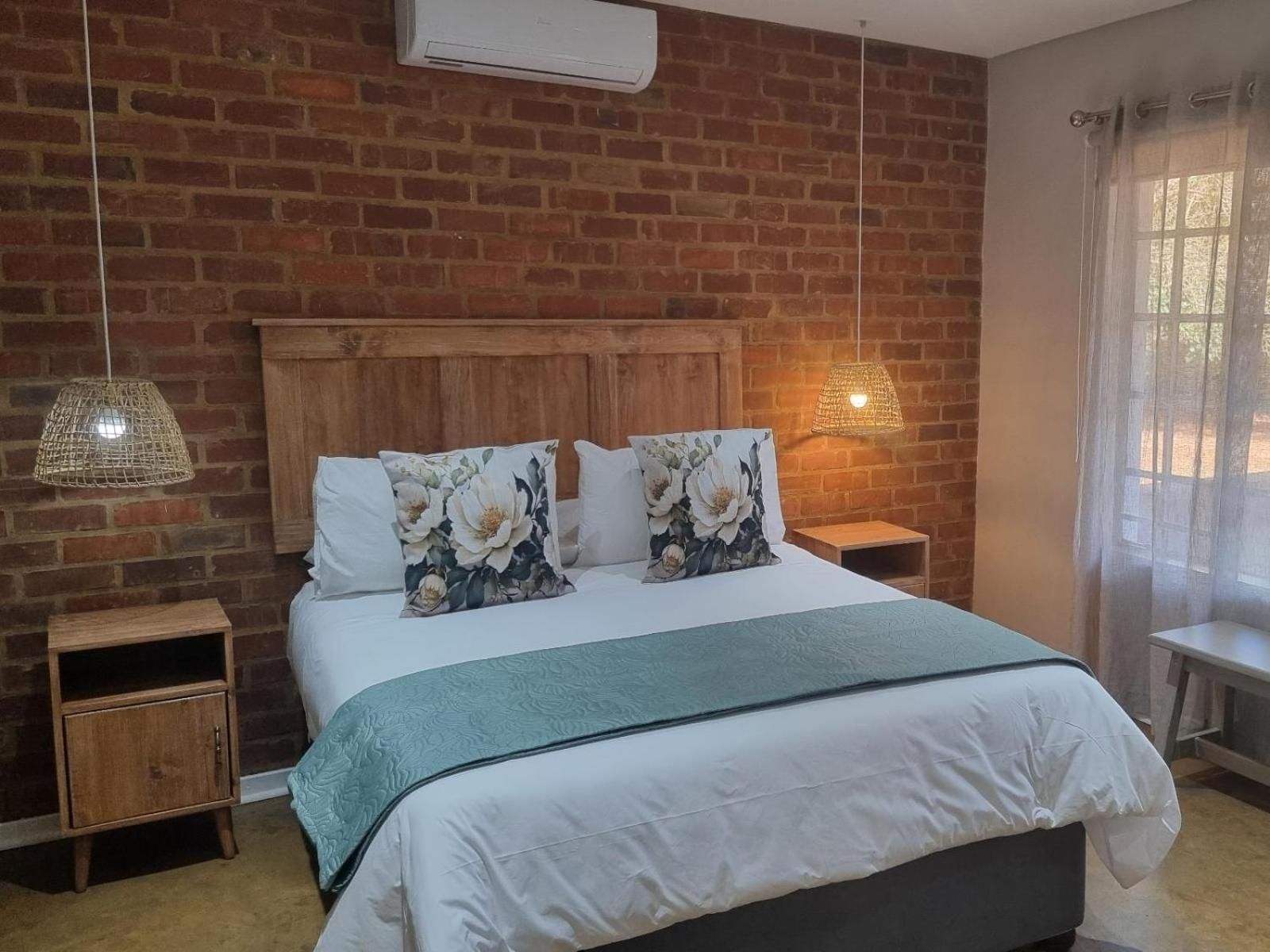 Comfort Queen Room