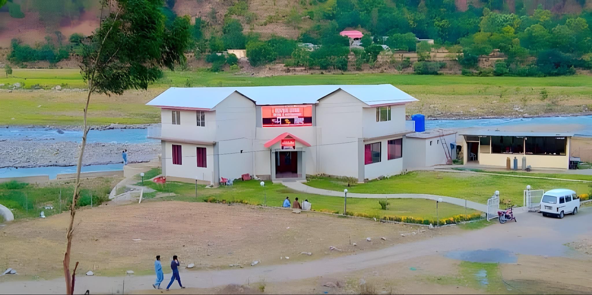 River Dine Hotel & Restaurant Deluxe Room