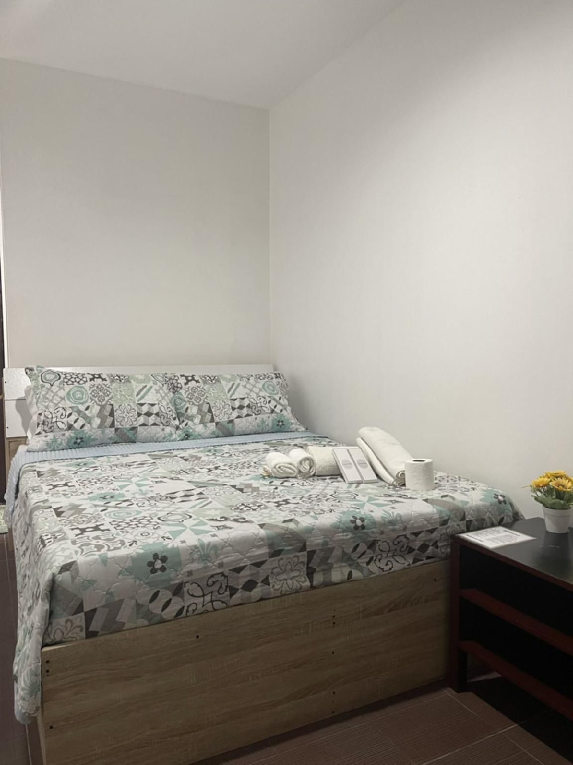 Miran Hotel Standard Queen Room