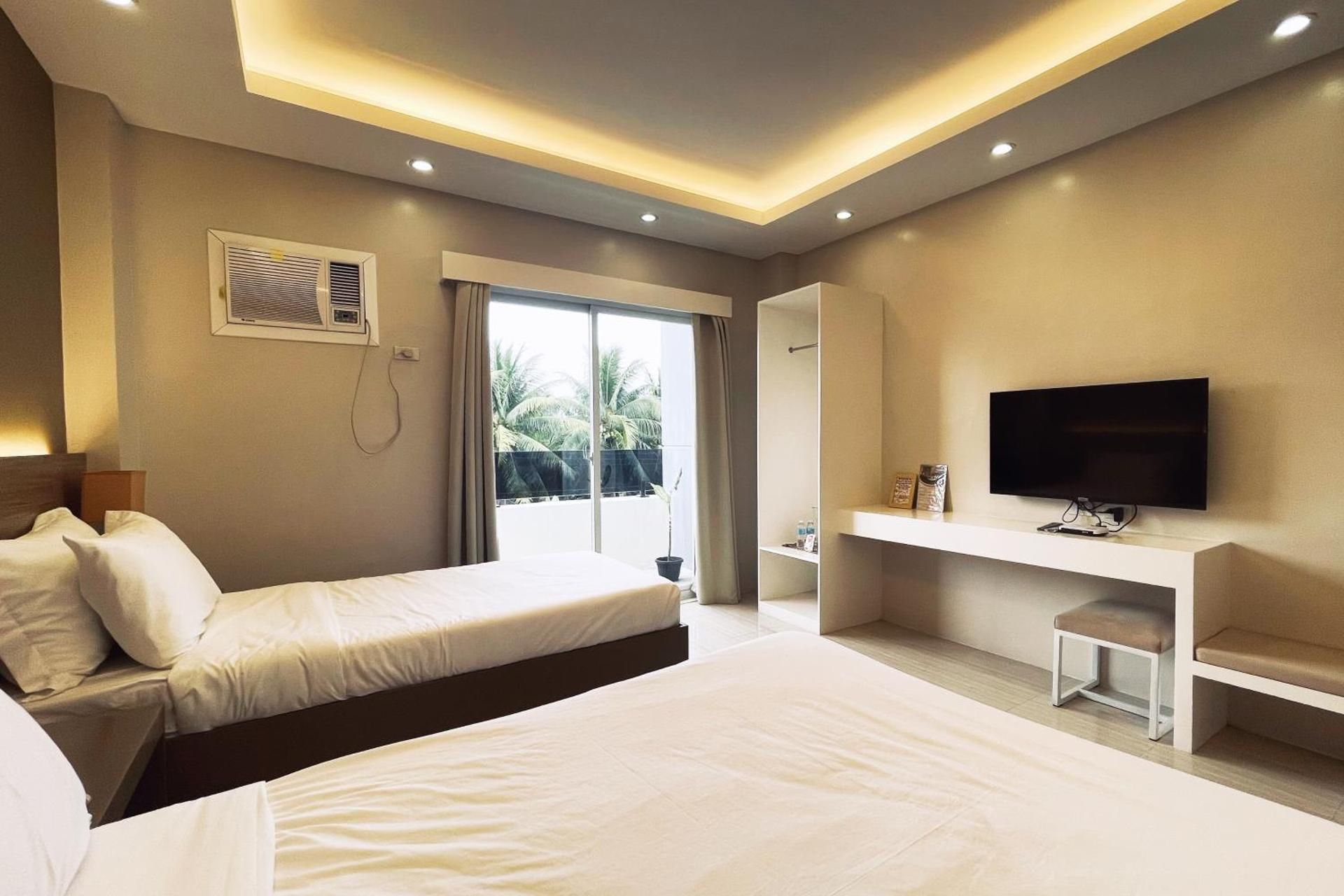 Daraga Tourist Inn Deluxe Suite