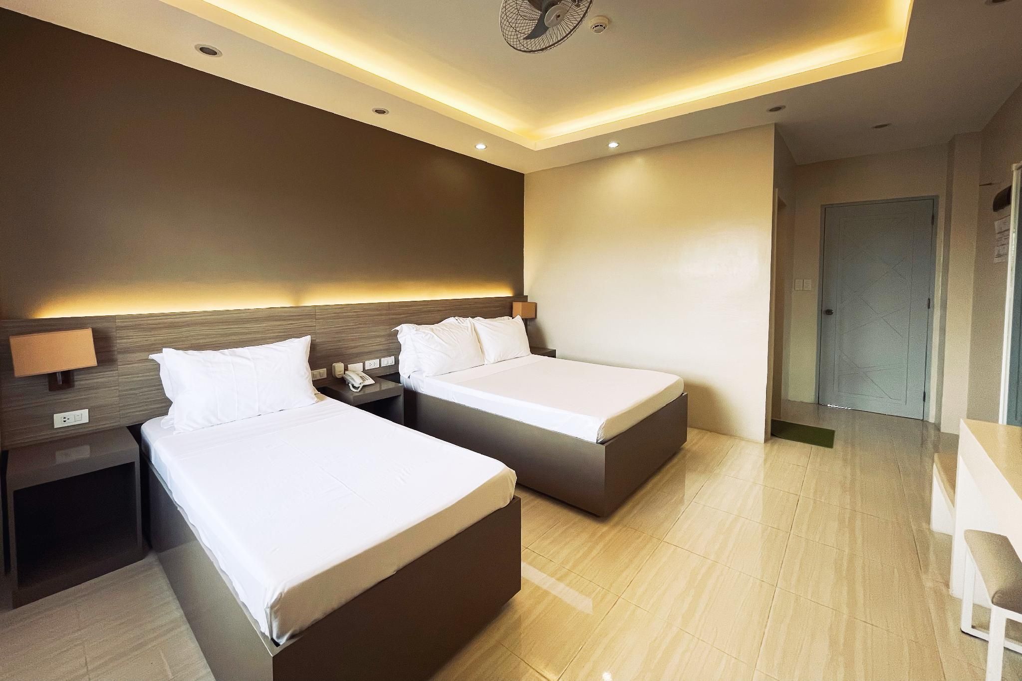 Standard Fan Room