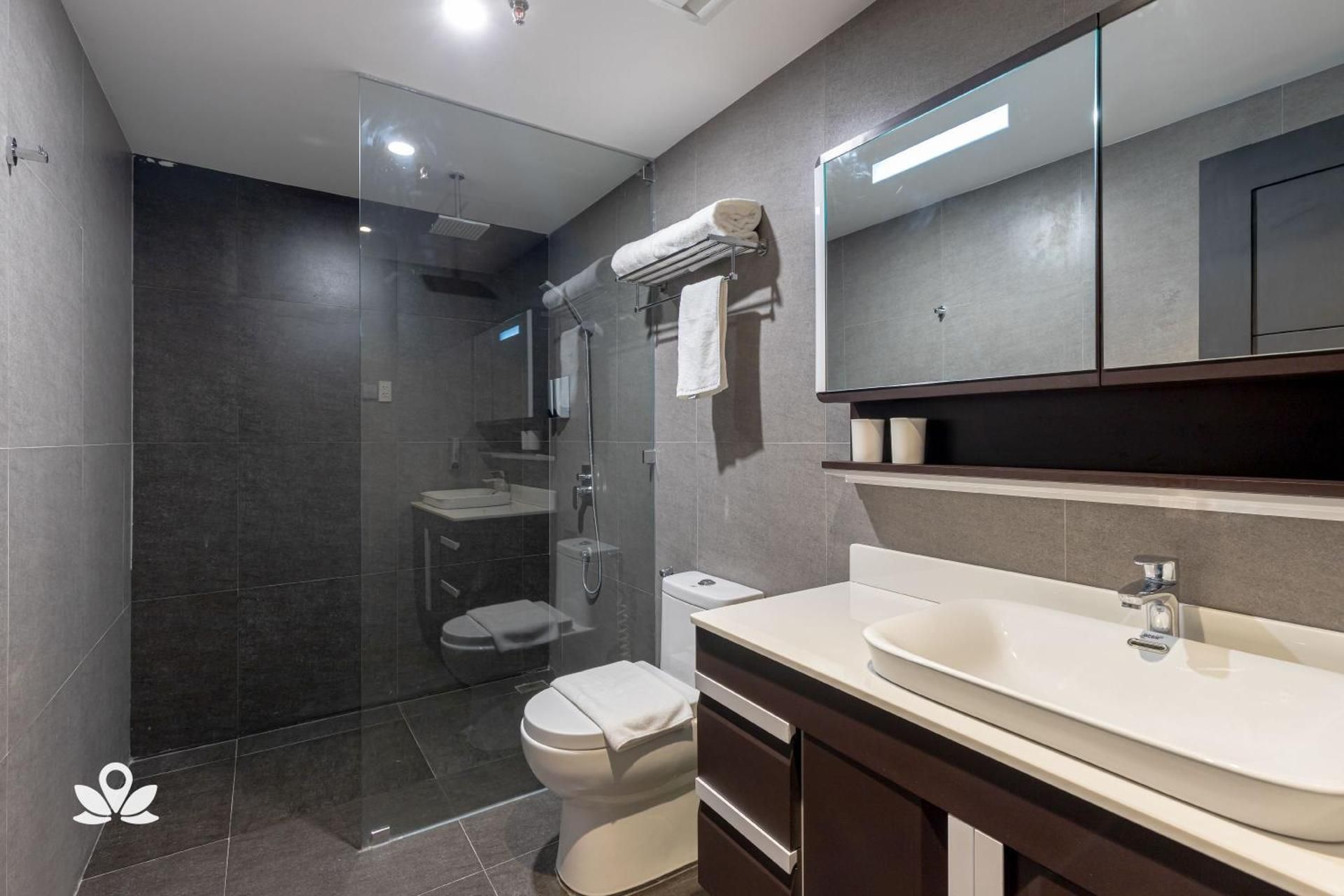 Hotel Inigo Deluxe Queen Room 3