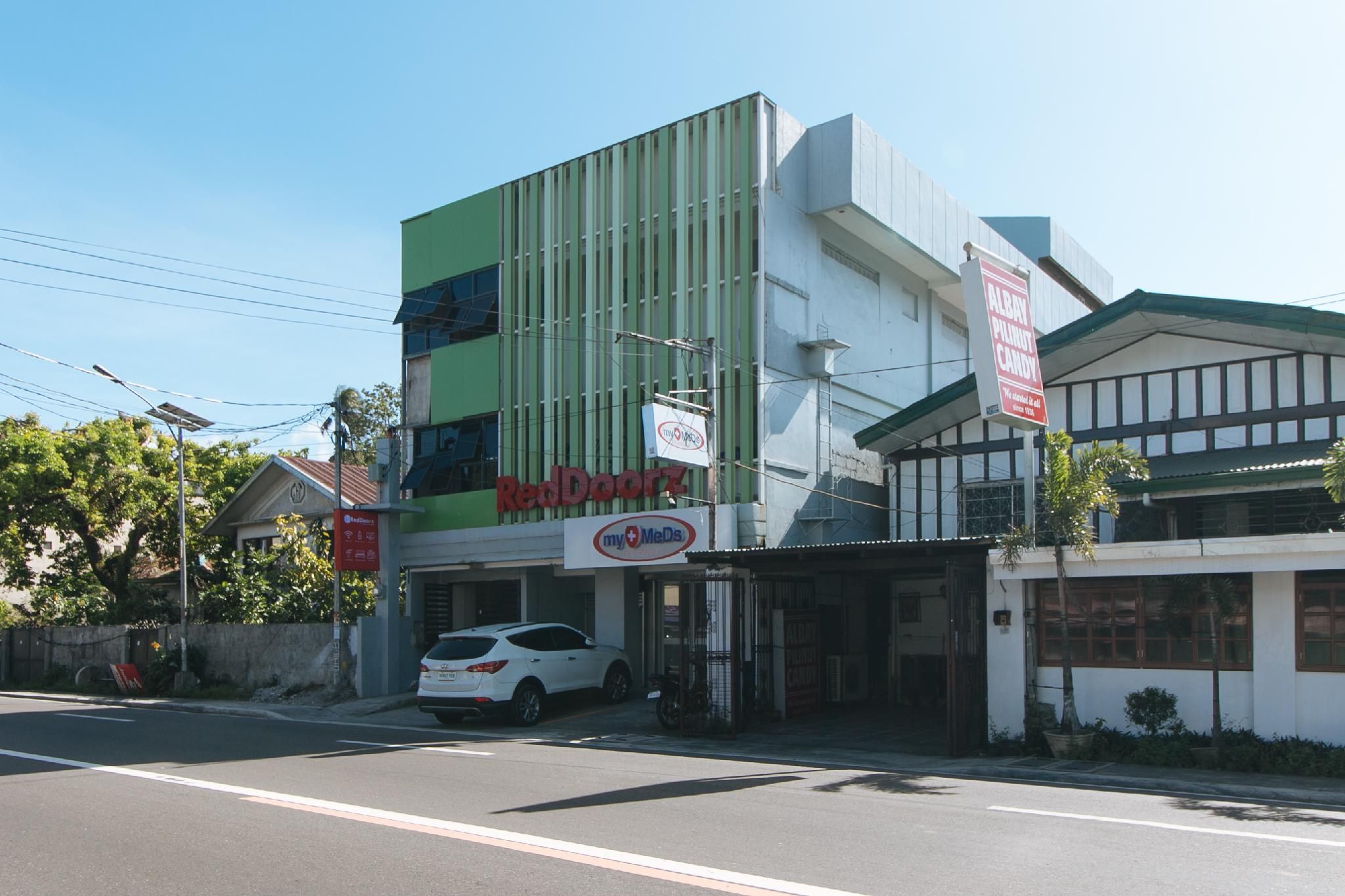 RedDoorz @ Golite Old Albay