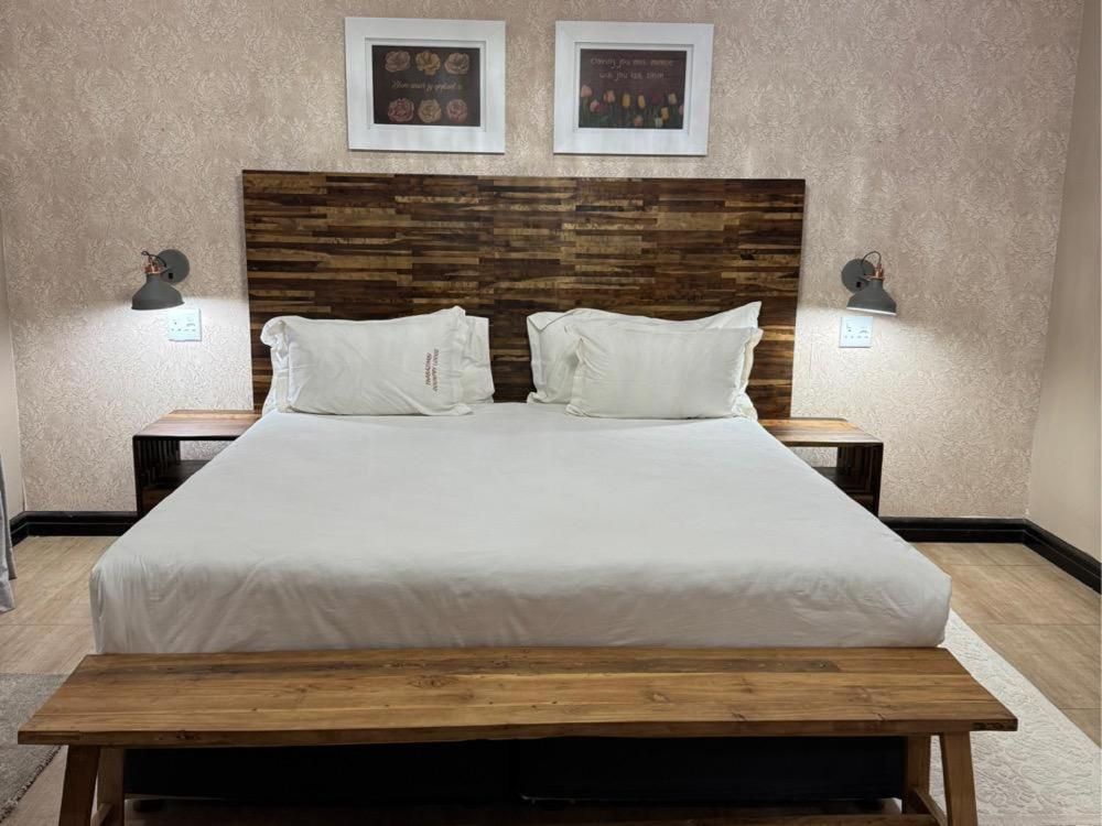 Basic King Room