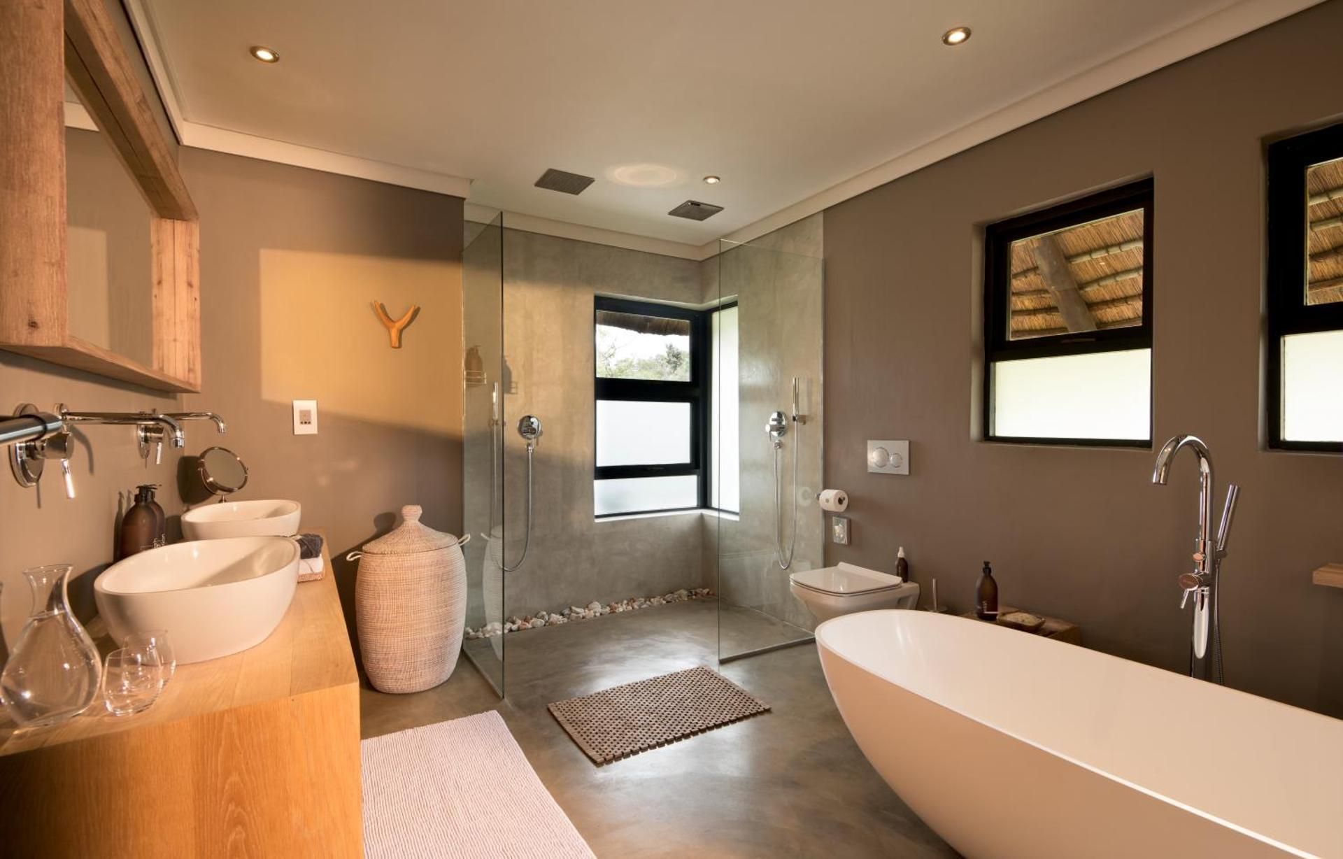 Honeymoon Suite
