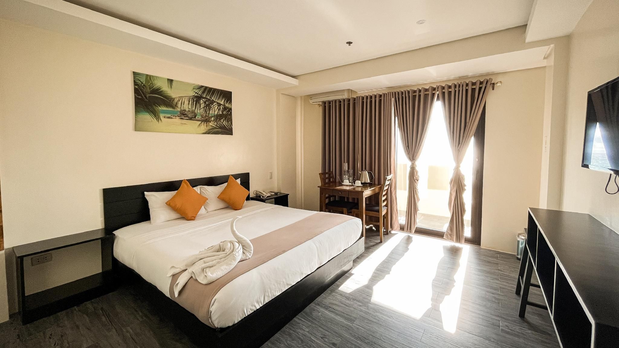 Deluxe King Room