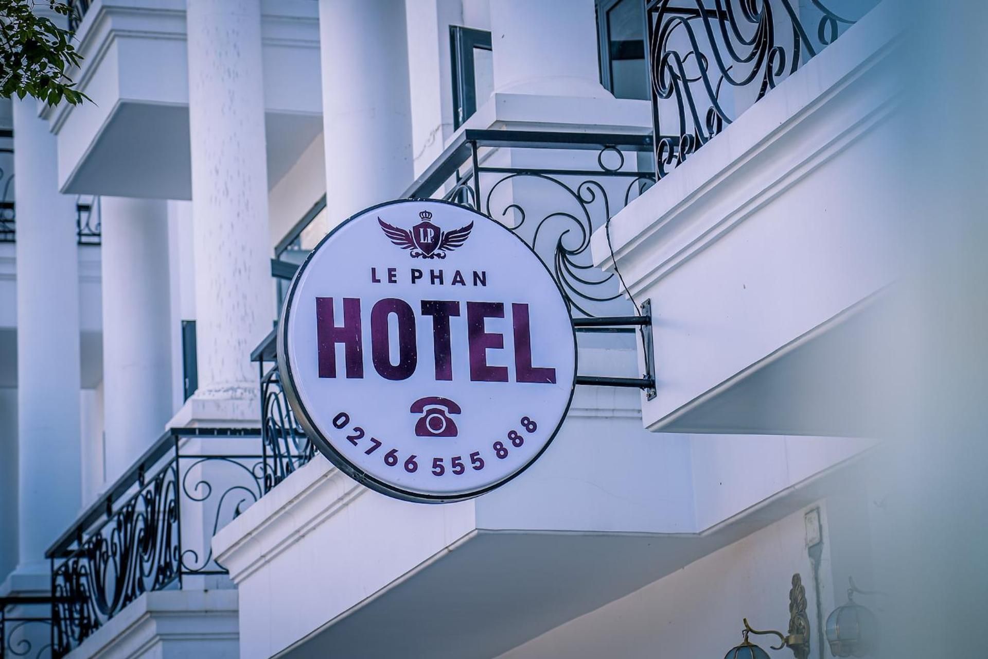 Le Phan Hotel