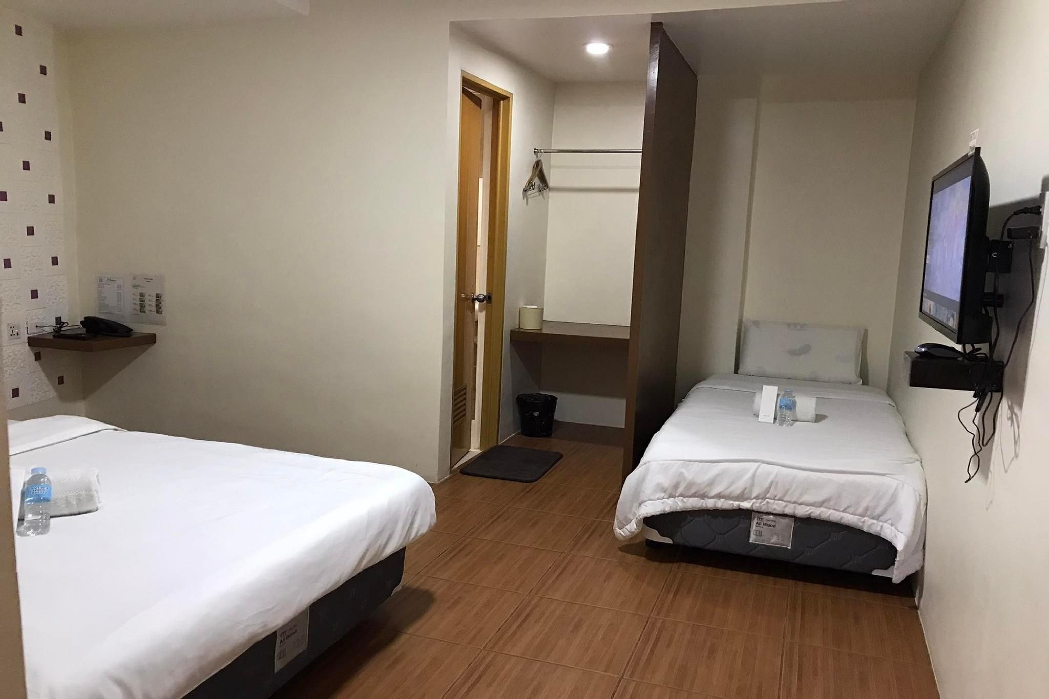 Deluxe Triple Rooms