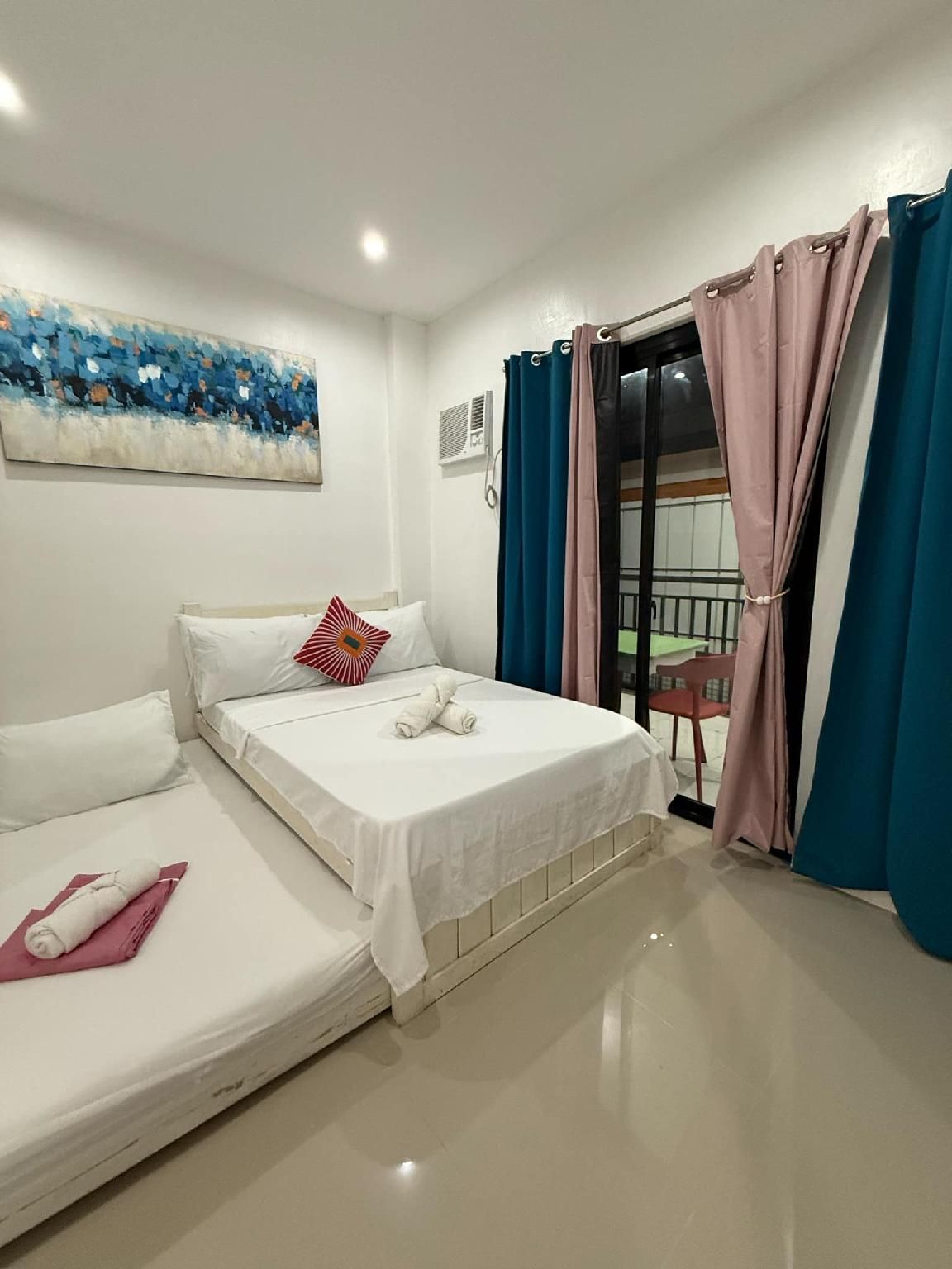 Alleyhub Condotel Standard Double 2