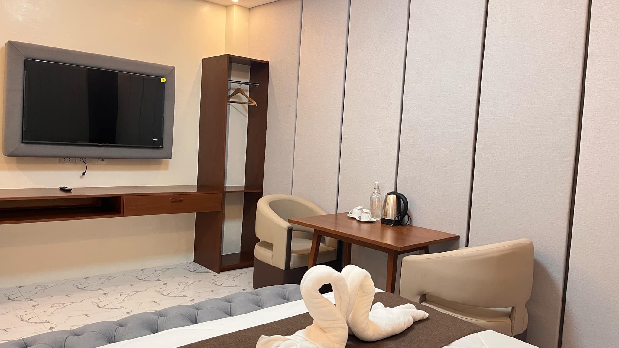 Pedro's Hotel Premium Deluxe 2