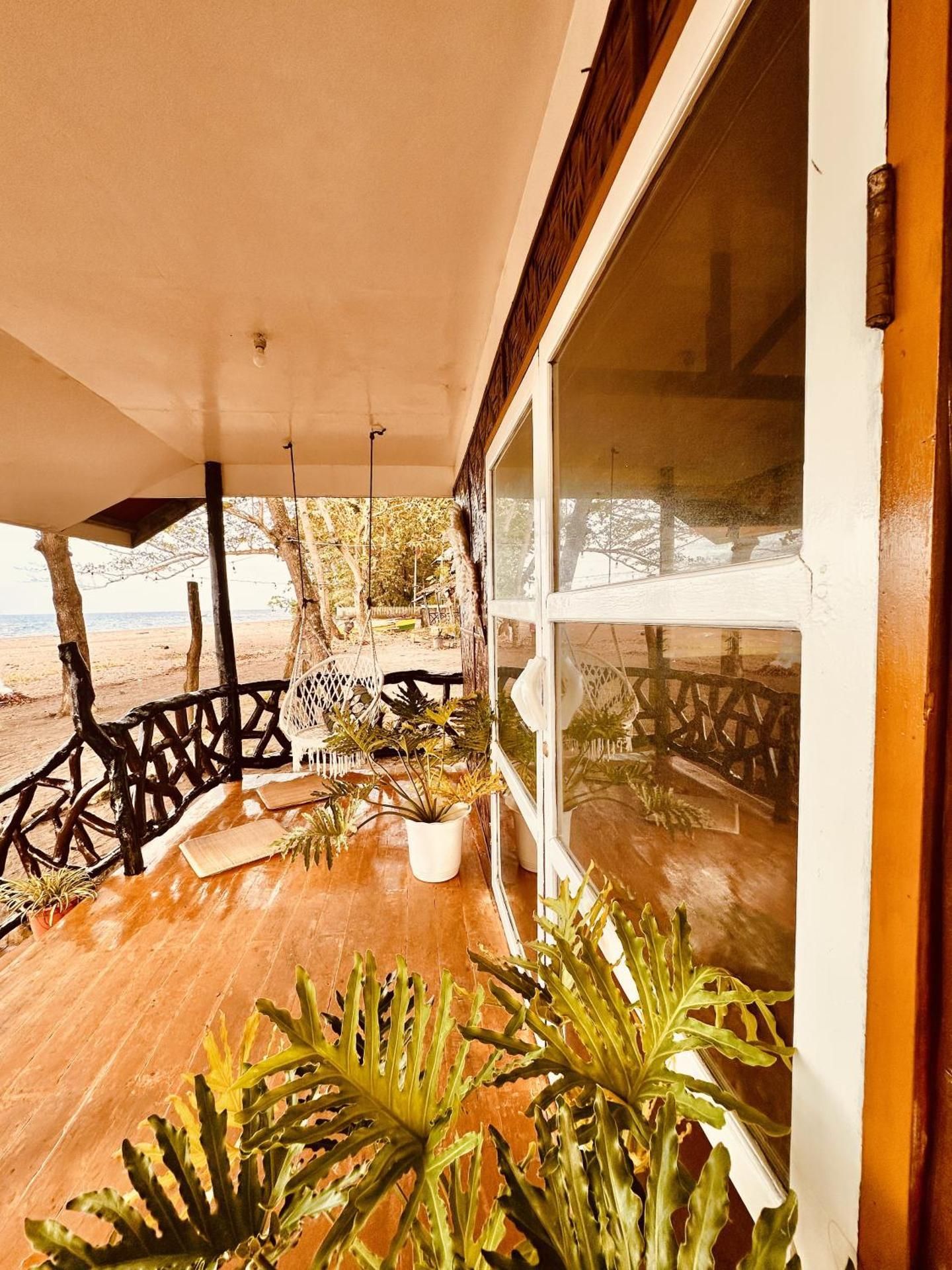 Playa del Fuego Camiguin Beach Hostel & Resort Bungalow - Beach Front 2