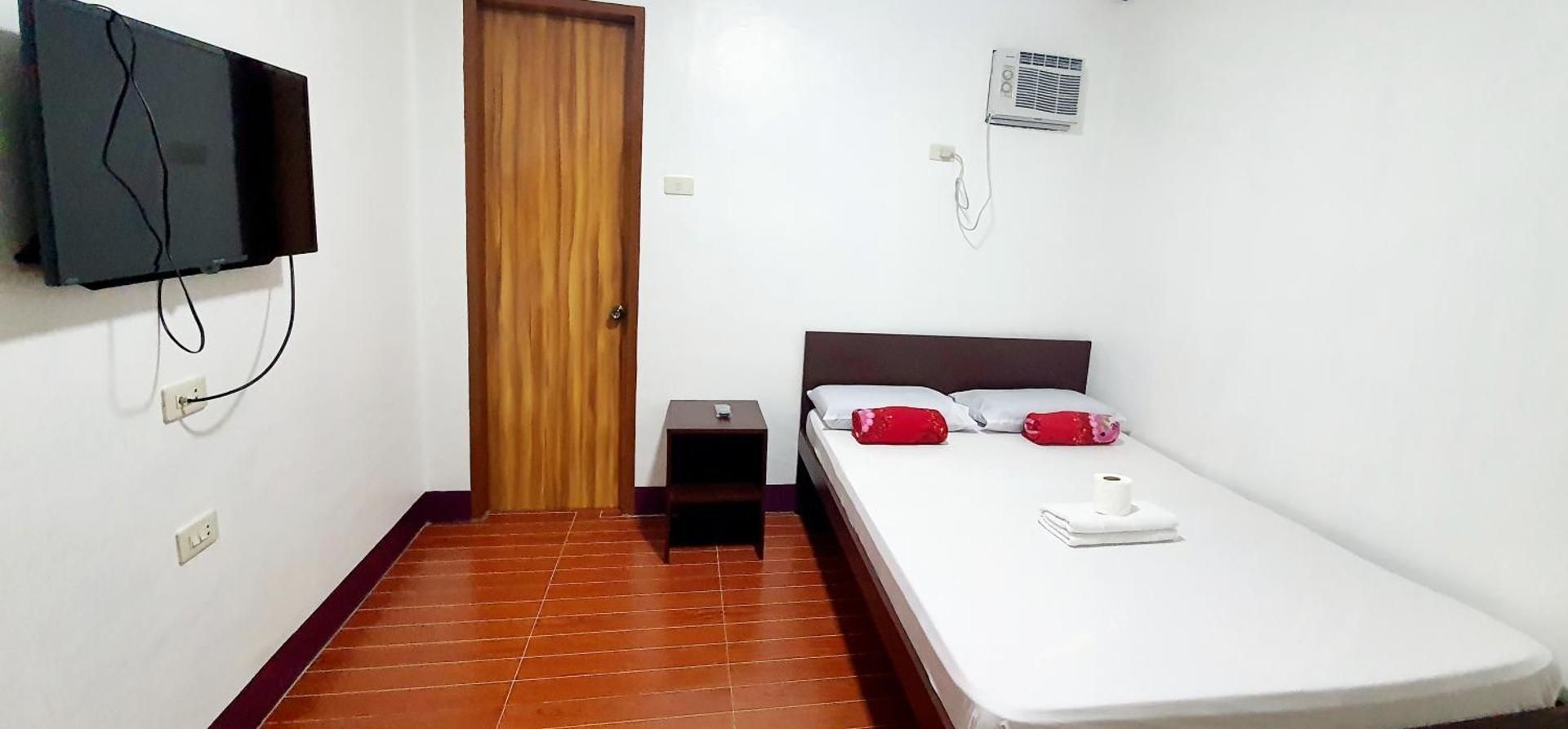 SJ Pabua Travellers Inn Double Room 2