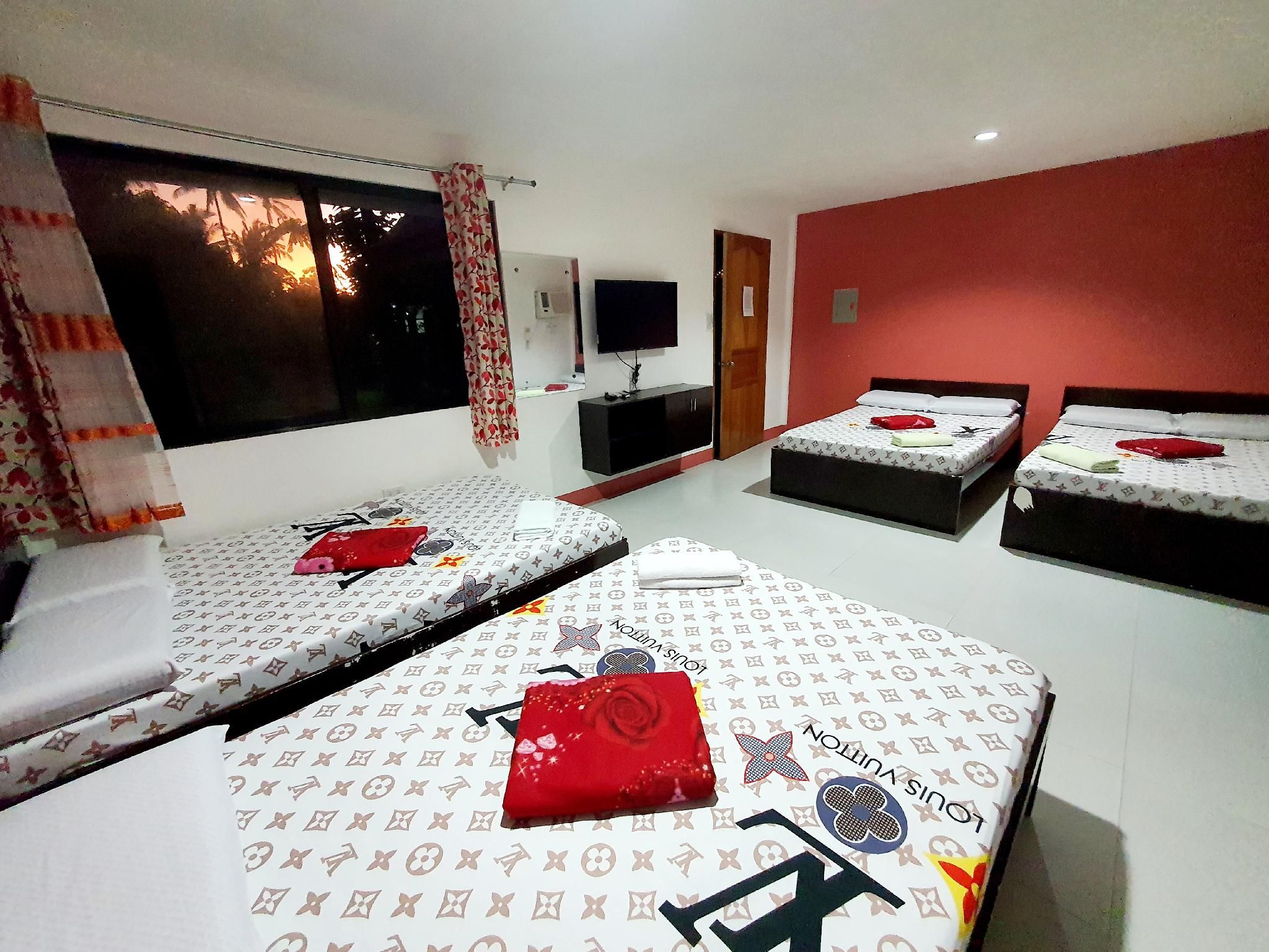 SJ Pabua Travellers Inn Family Room