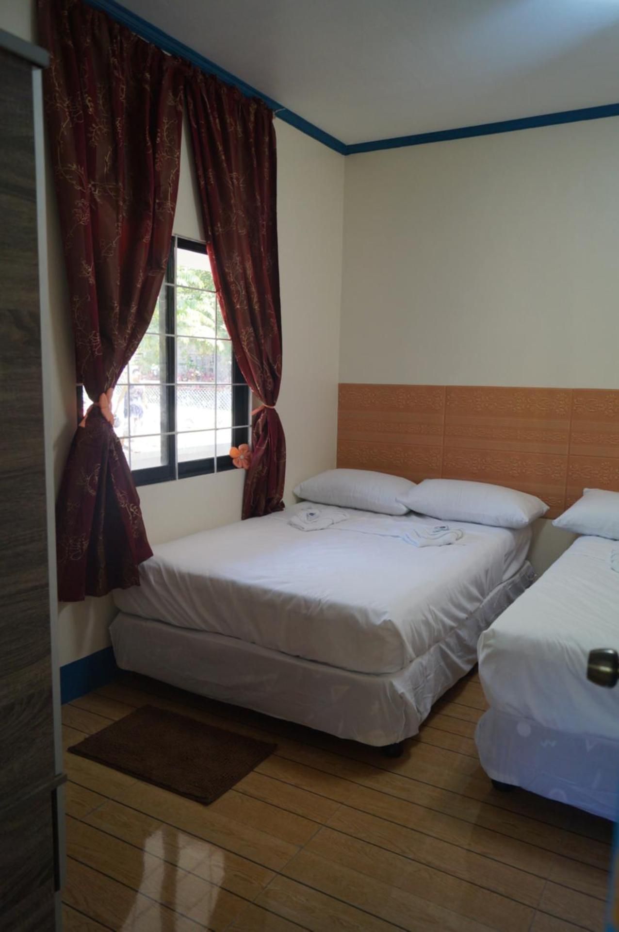Deluxe Family Suite