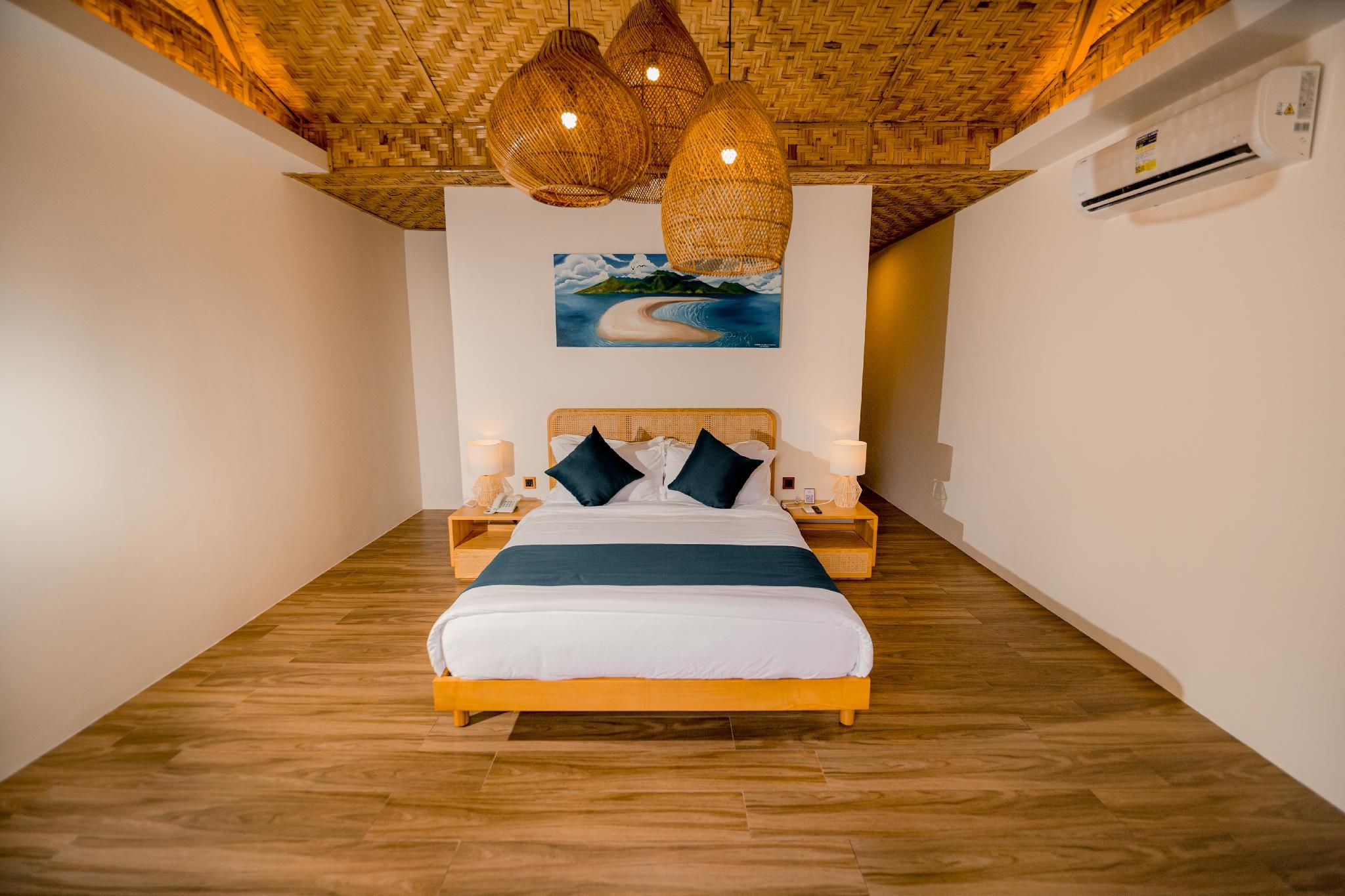 Nadhibar Resort Deluxe Pool Villa