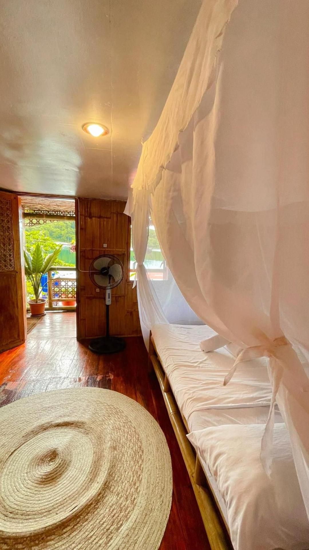 Deluxe Double Room with Shower