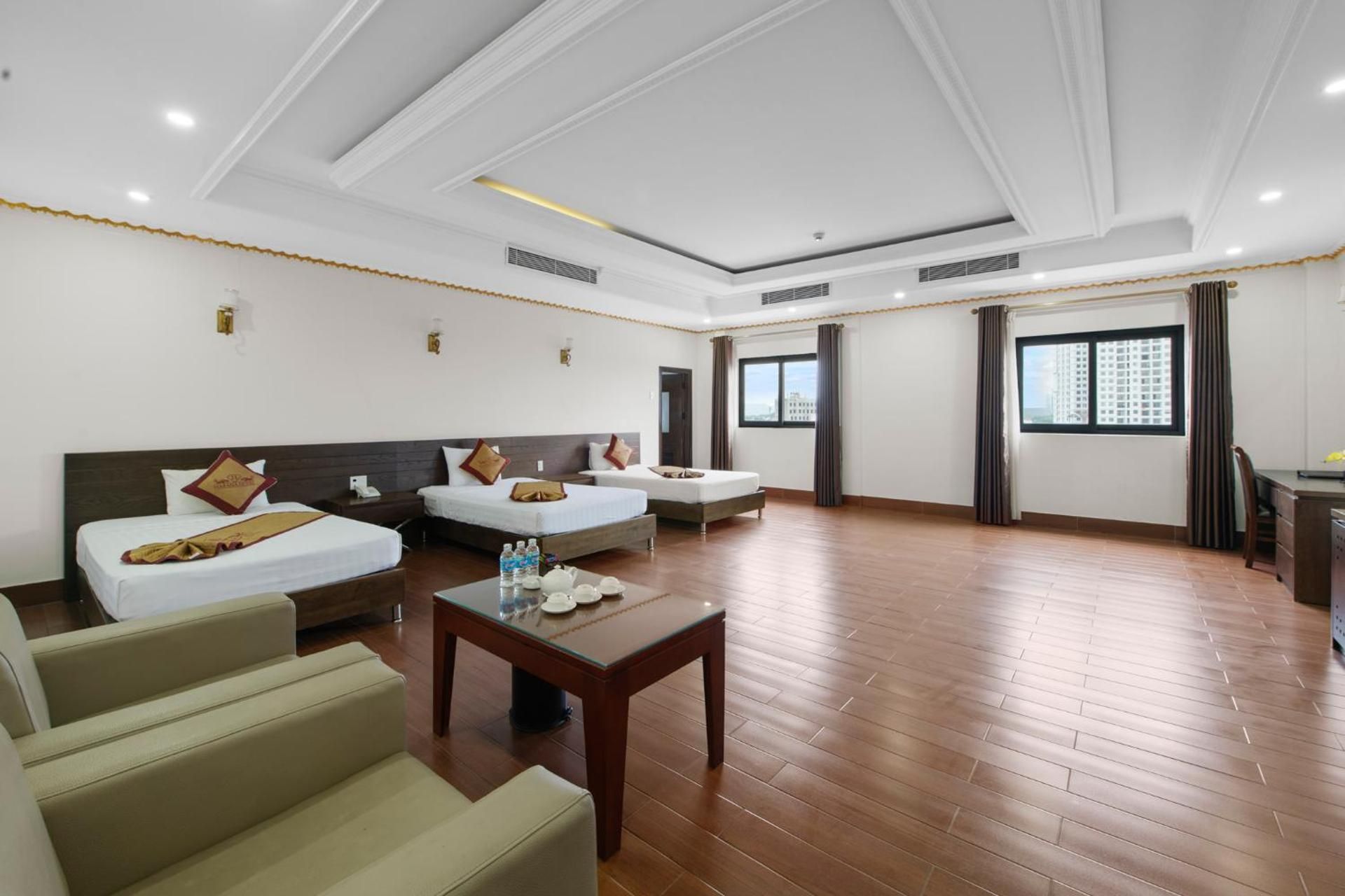 Triple Room