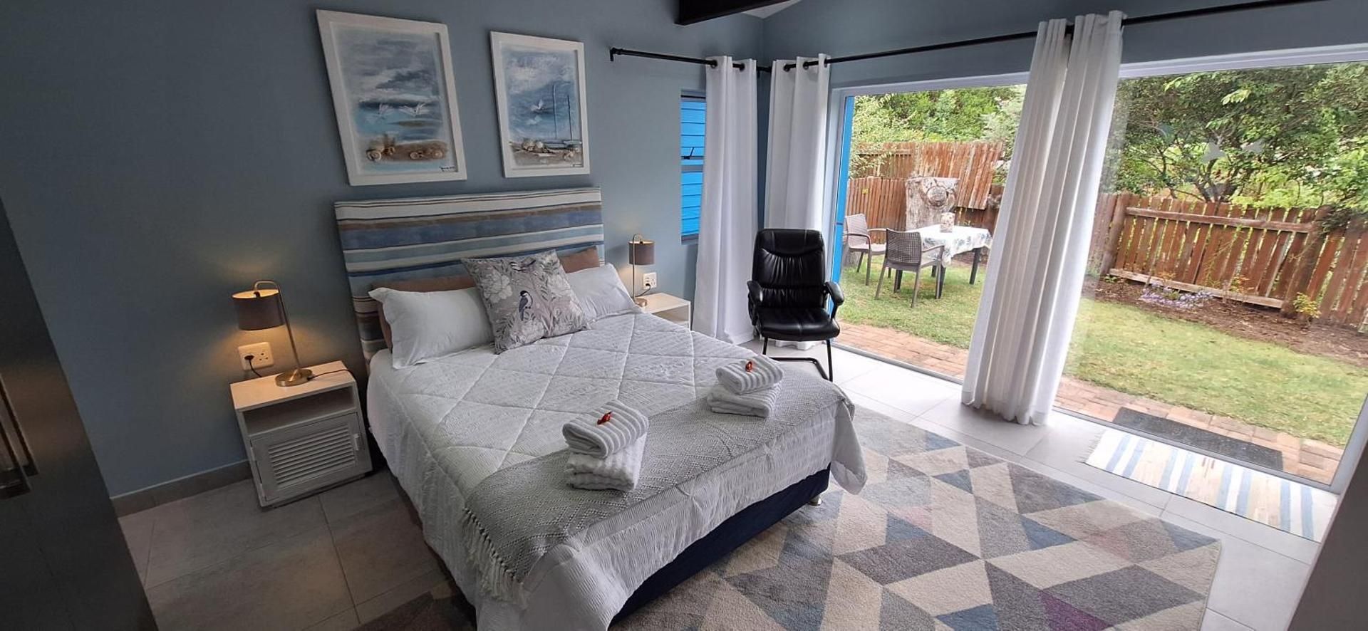 Queen Room with Garden View