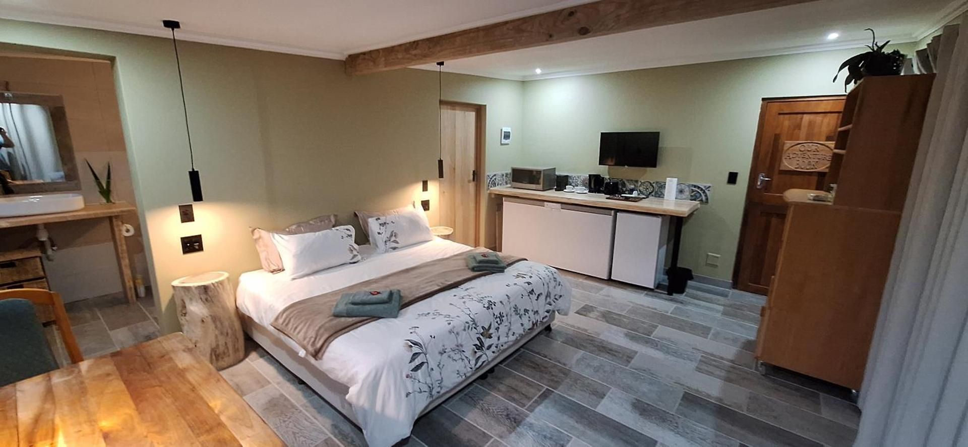 Deluxe King Room
