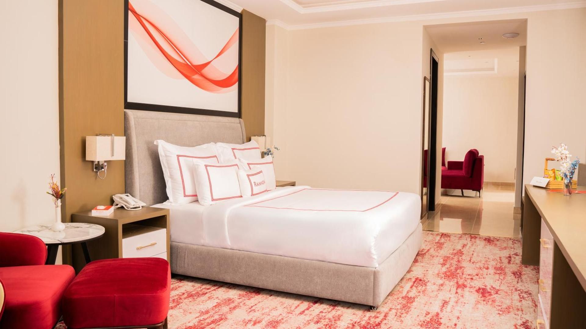 Ramada Resort by Wyndham Gilgit 1 King Bed, Deluxe Suite 2