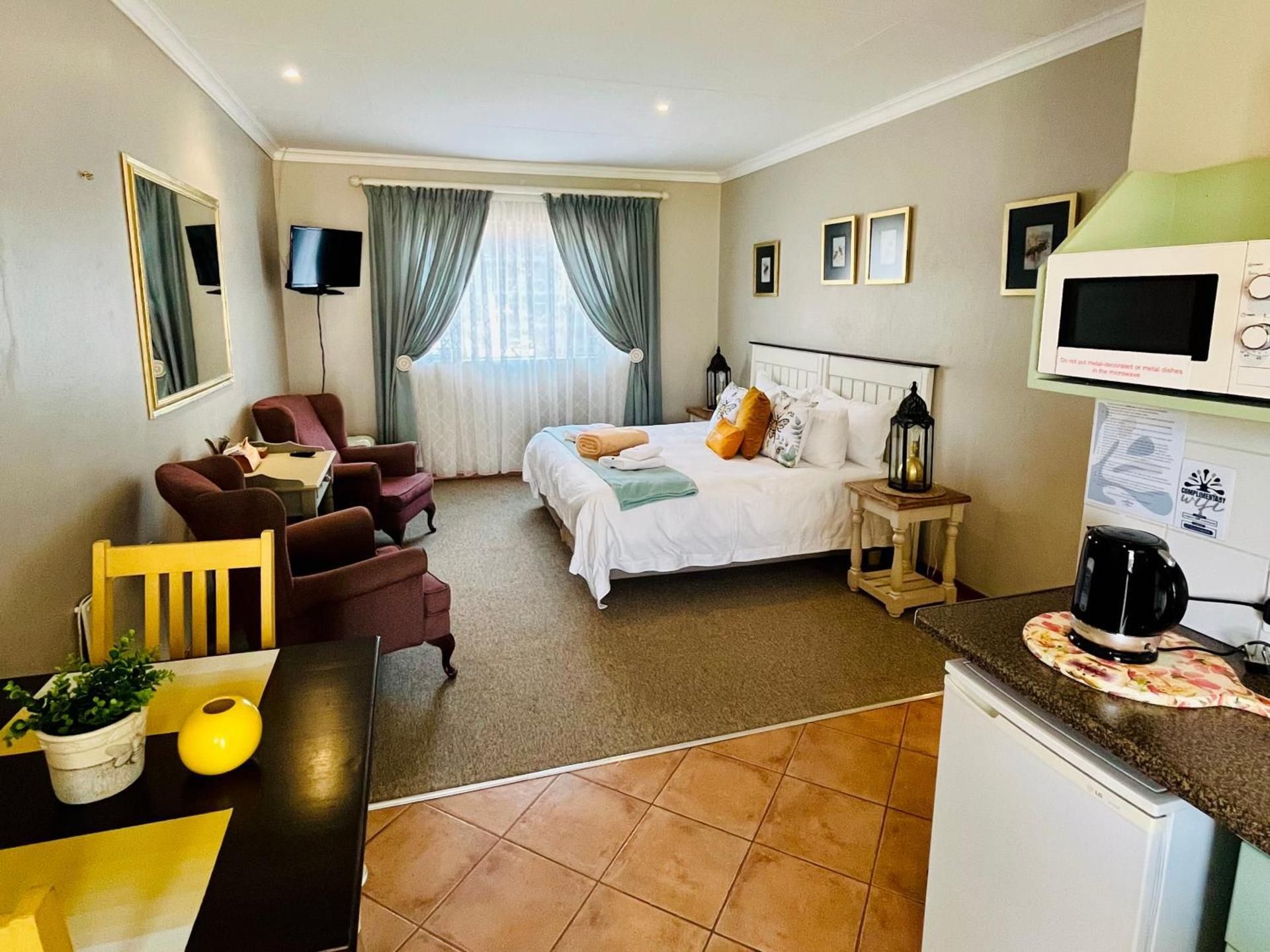 Large Double or Twin Room