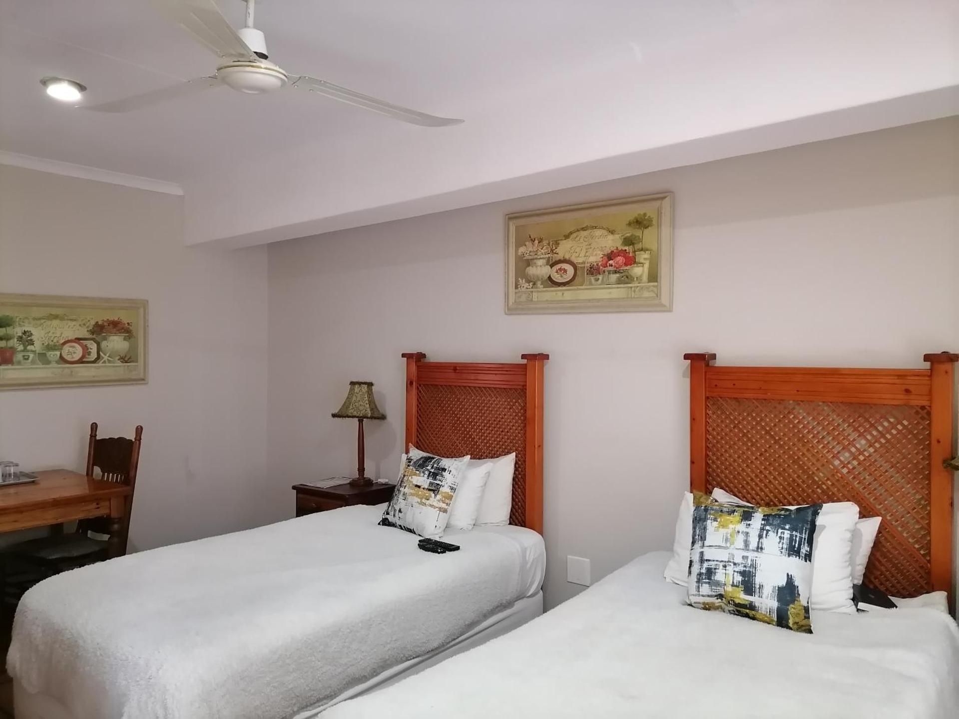 Comfort Twin Room