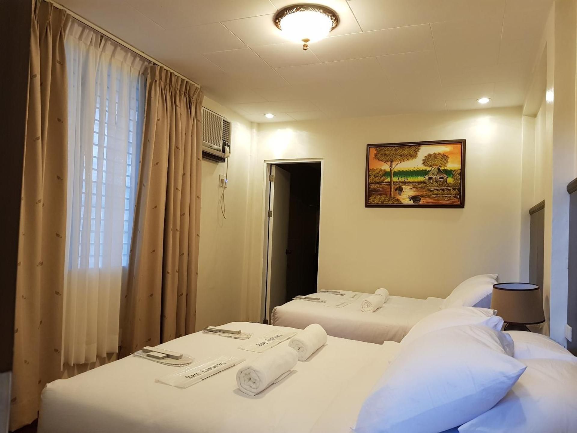 Deluxe Family Room