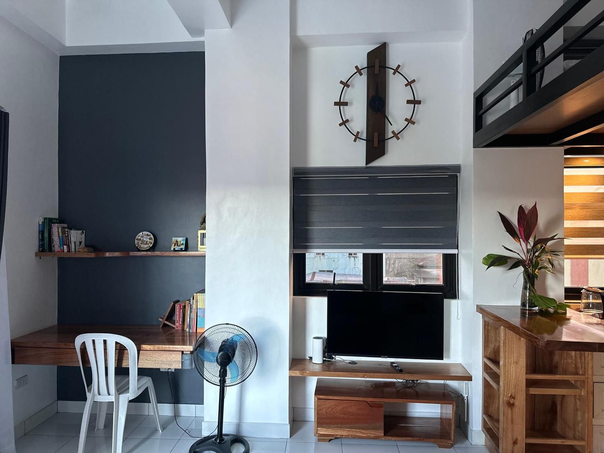 Burj Calapan Standard 2