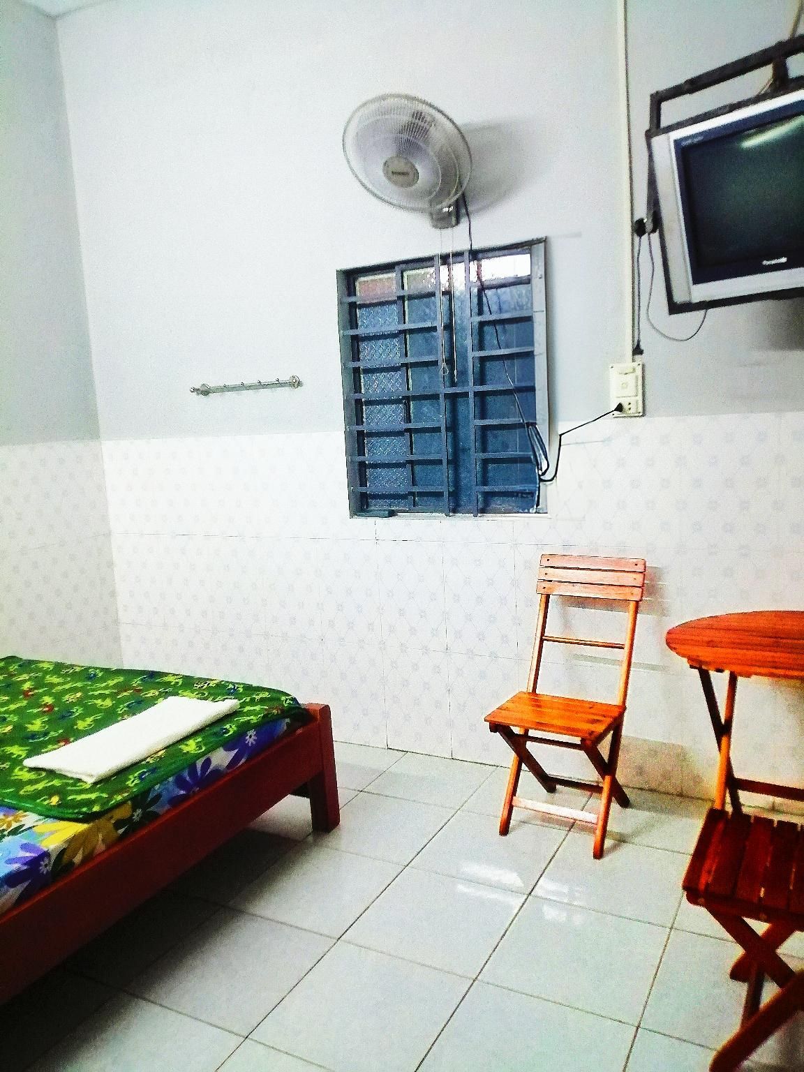 Quadruple Room with Private Bathroom