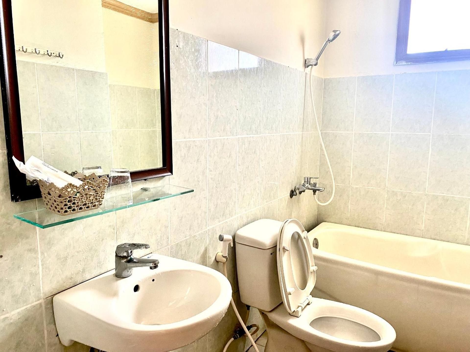 Khách sạn Ban Mê Xanh (Ban Me Xanh Hotel) Studio triple 2