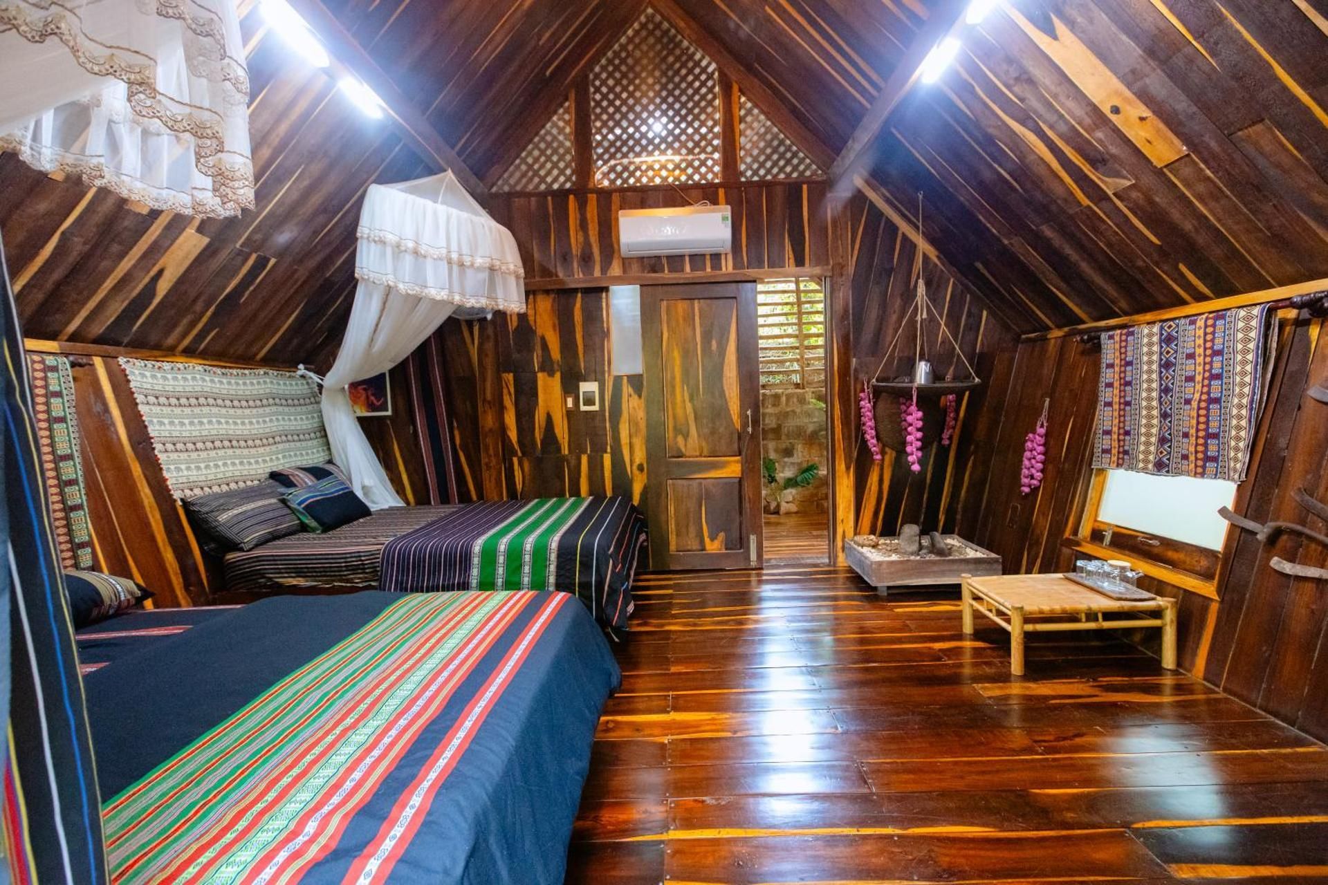 HOMESTAY AKO EA