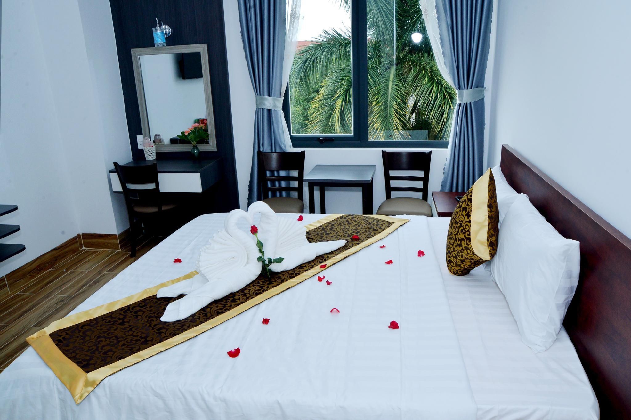 Buon Ma Thuot Hotel Superior Double Bed Room