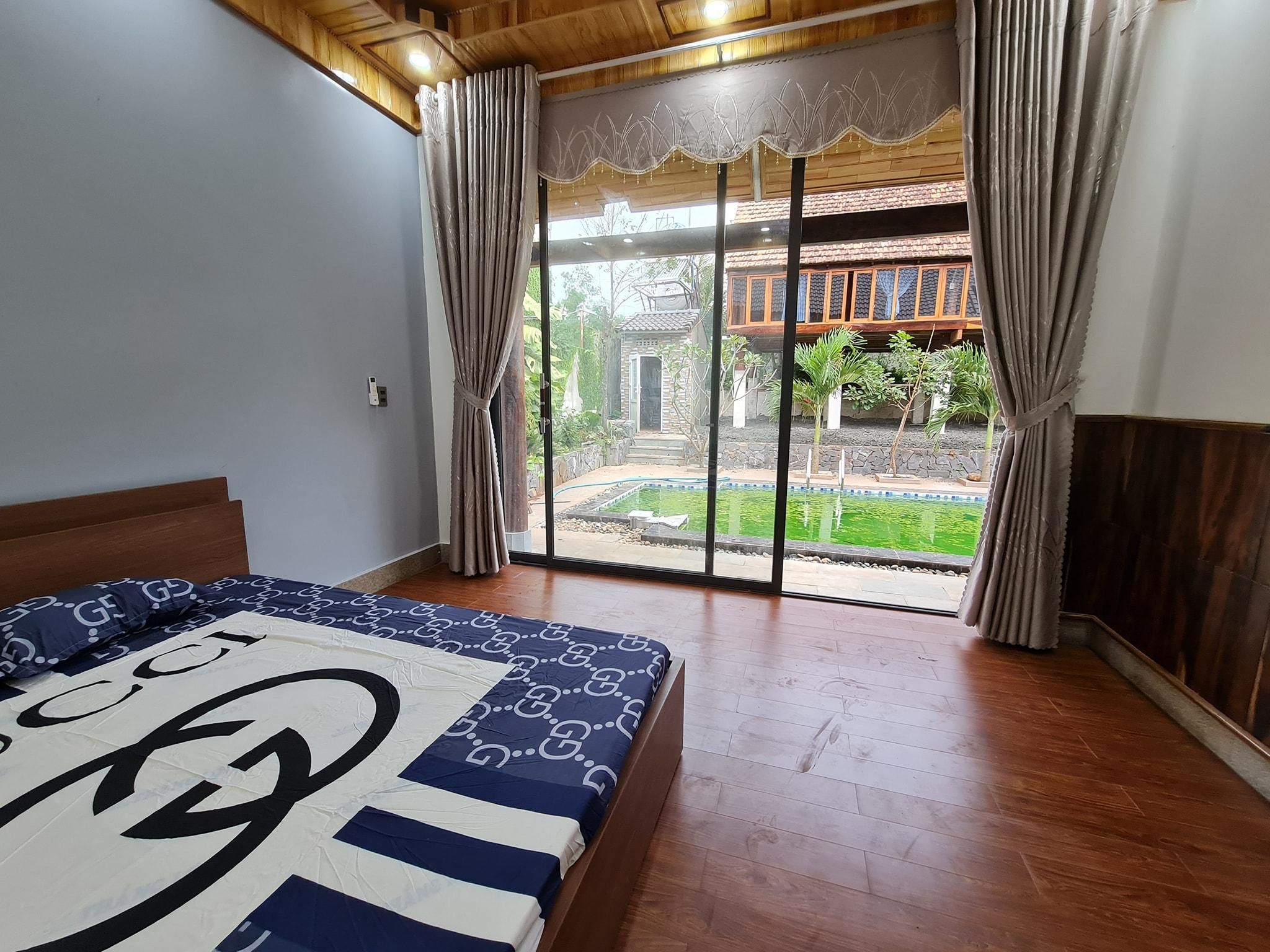Villa - Pool View
