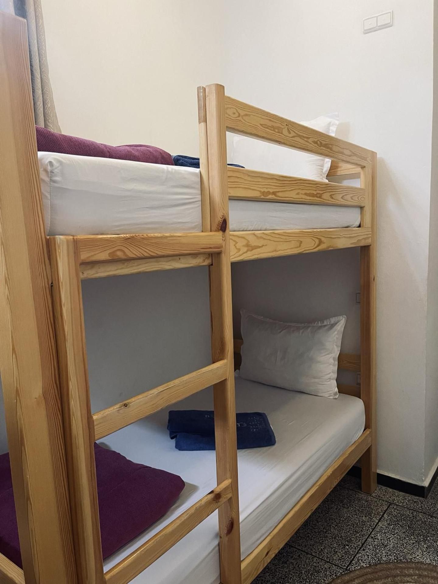 Single Bed in Mixed Dormitory Room