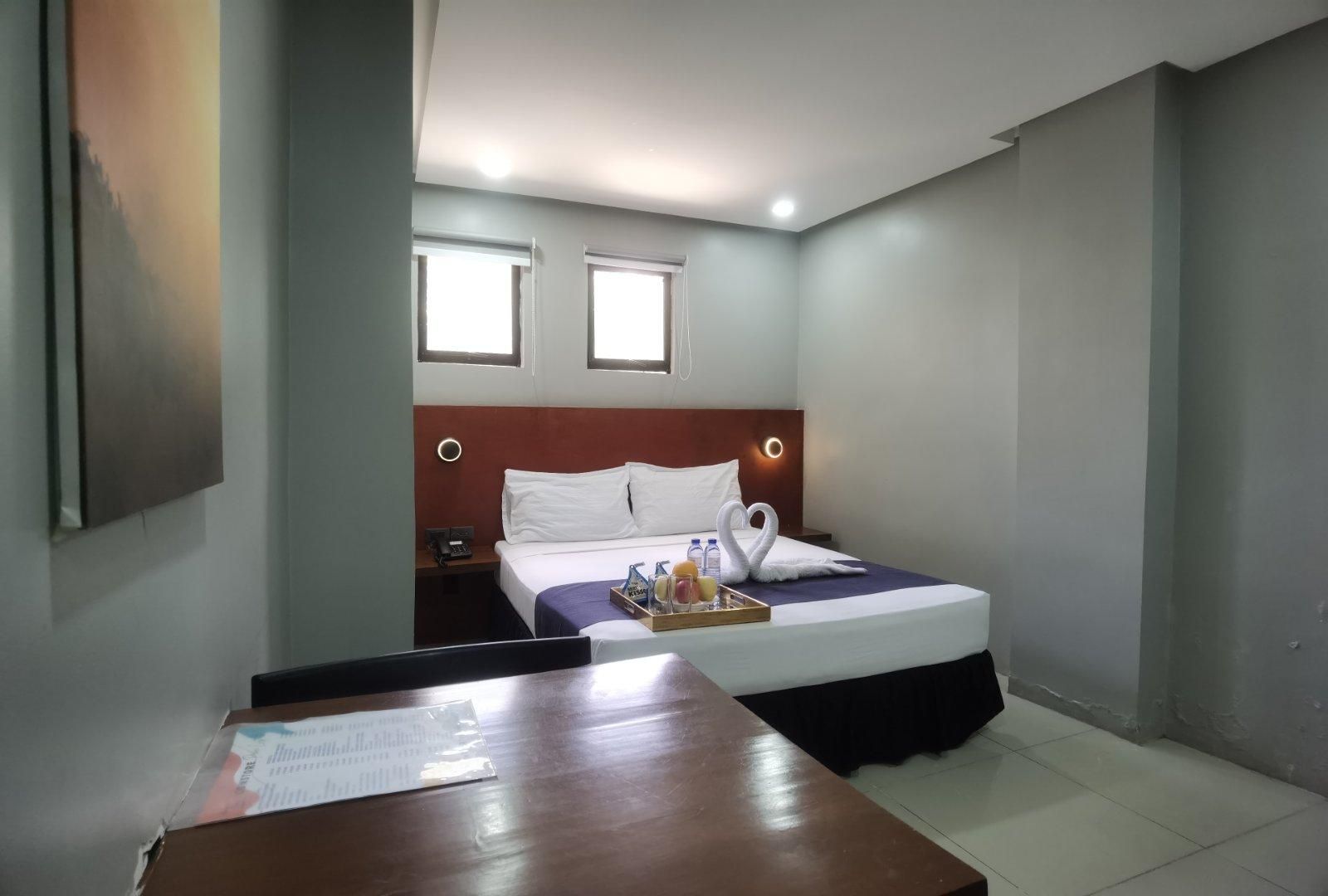 Sunny Day Residences Antipolo Semi Double Room