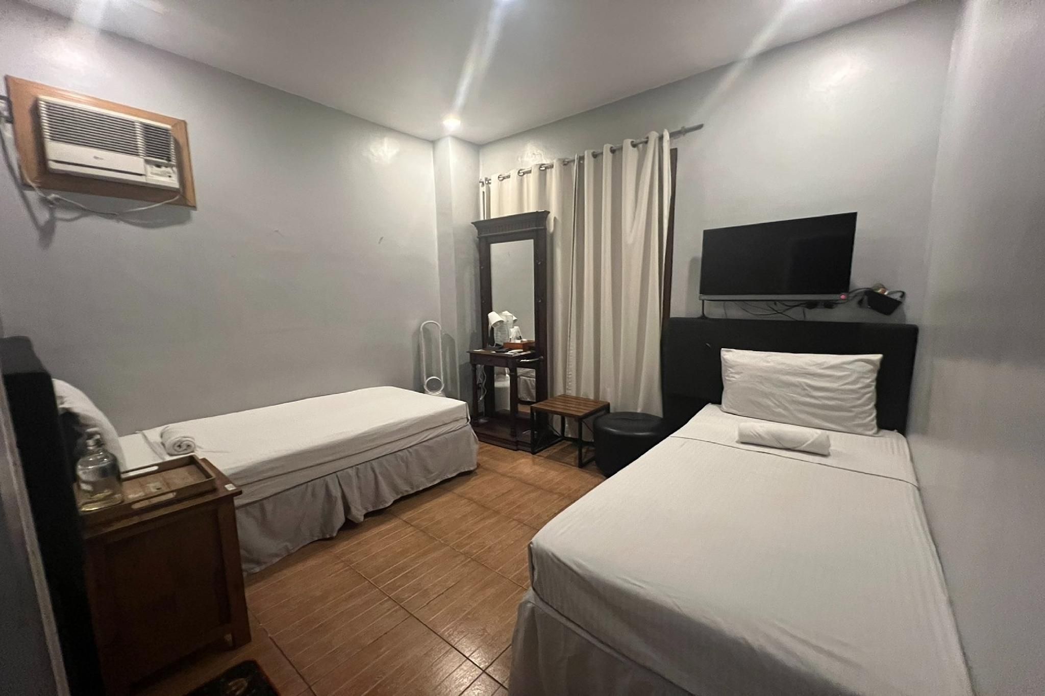 Casa Alegria Bed and Breakfast Antipolo 2 Single Beds