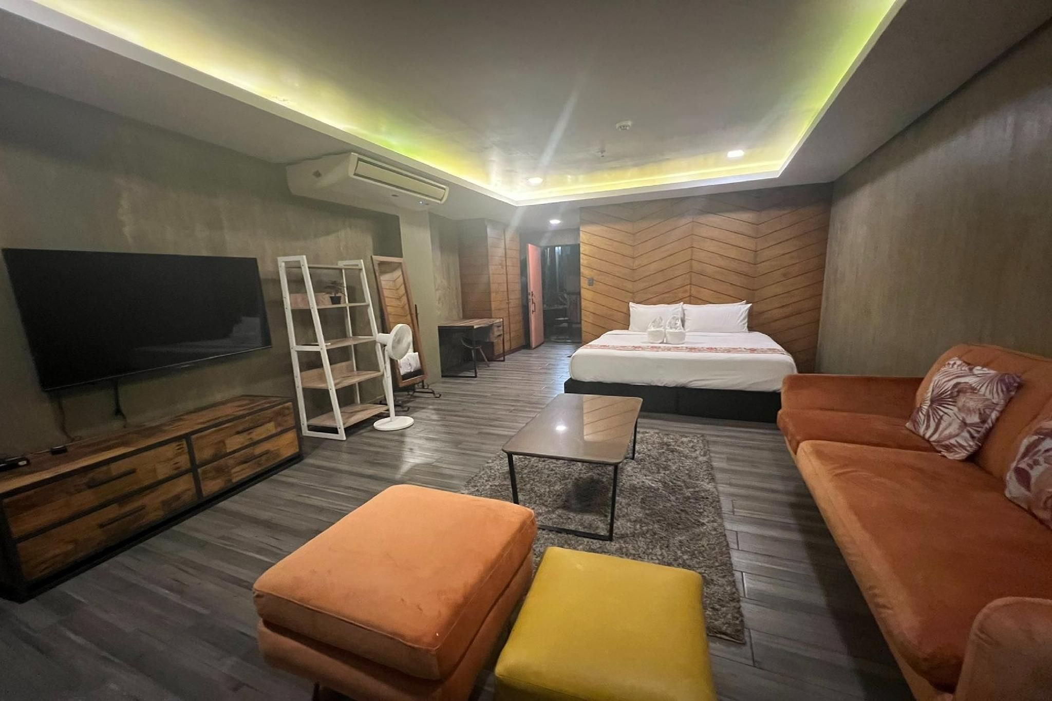 Casa Alegria Bed and Breakfast Antipolo Suite Room