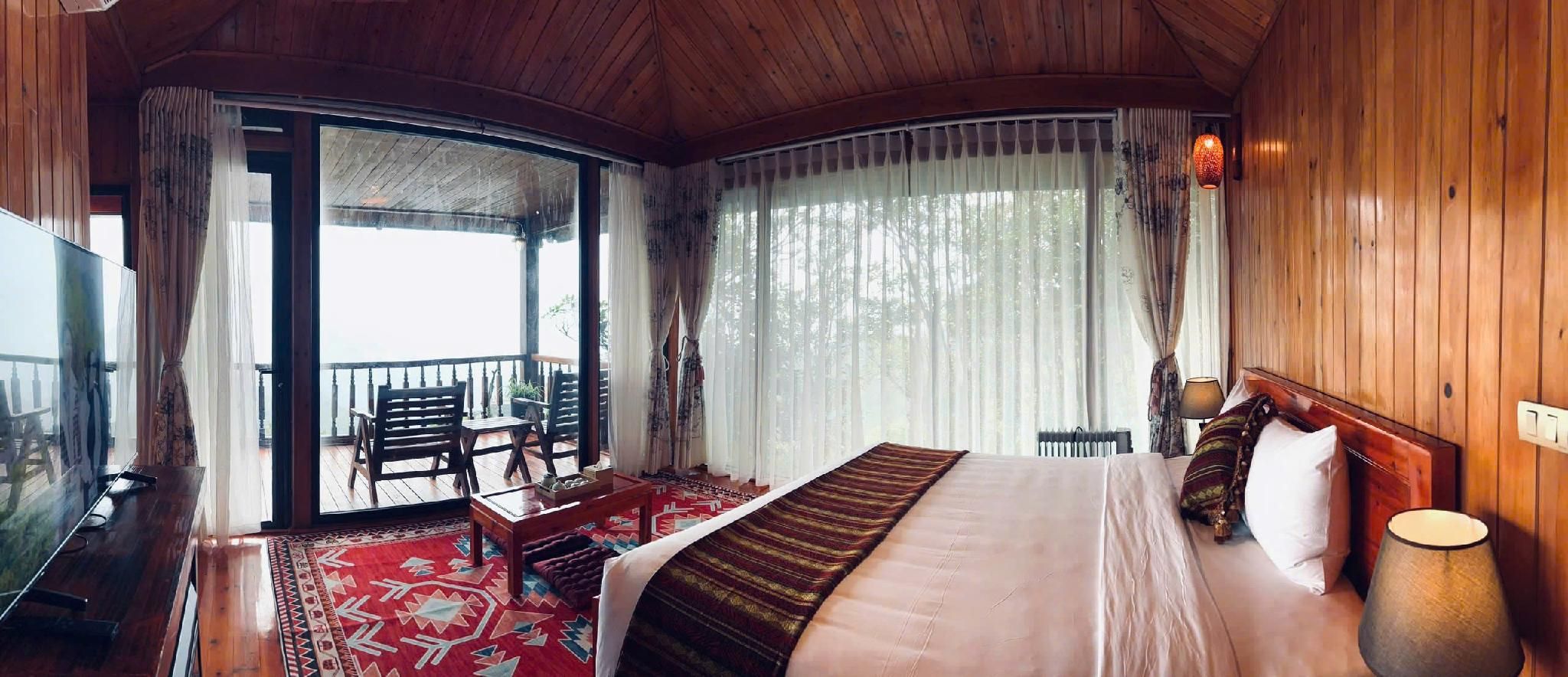 Mountain and Garden View Bungalow