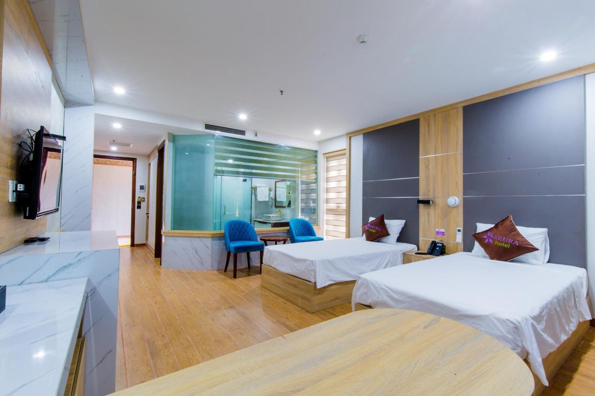 Twin Room with Balcony