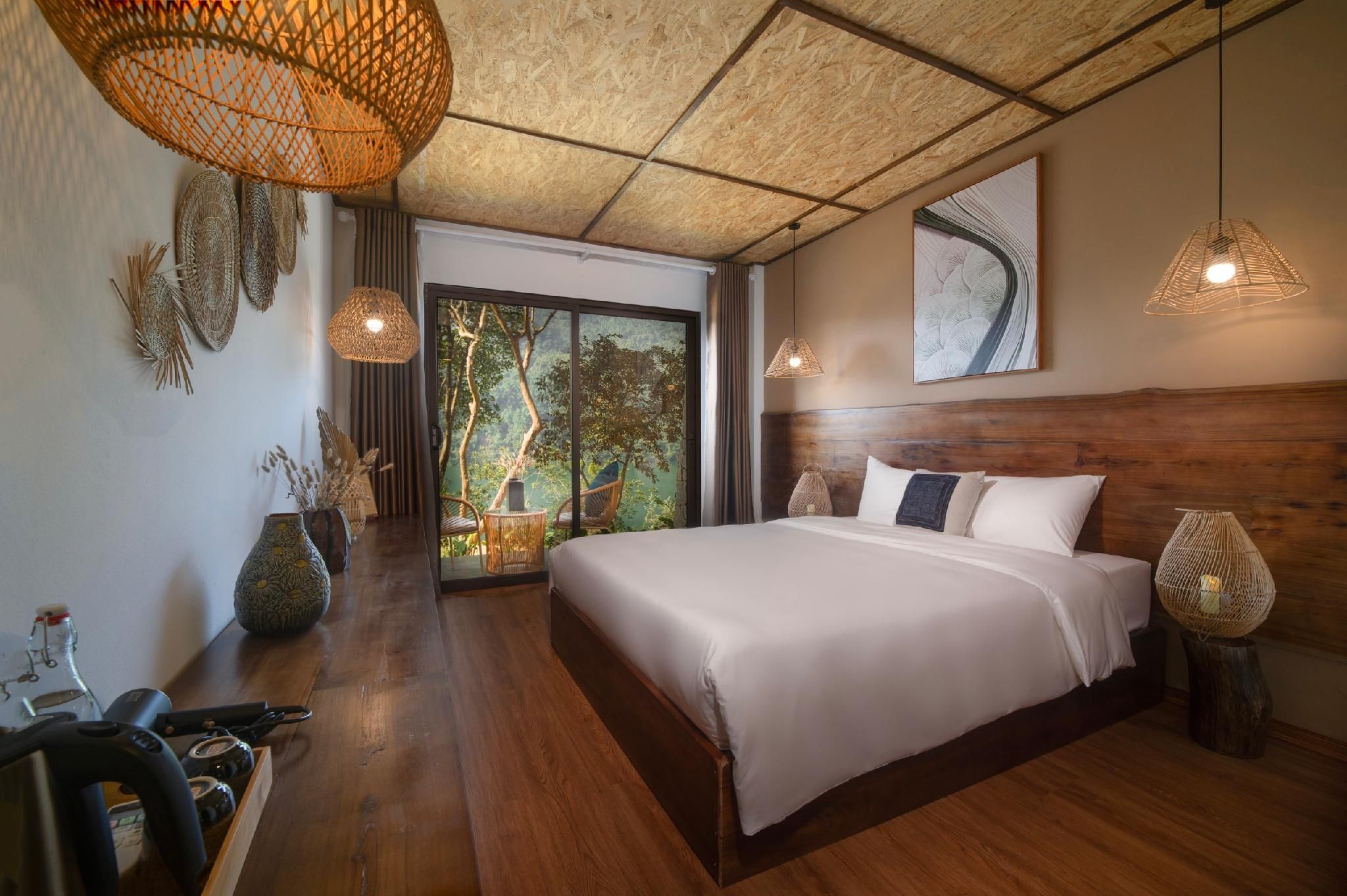 Deluxe Junior Suite