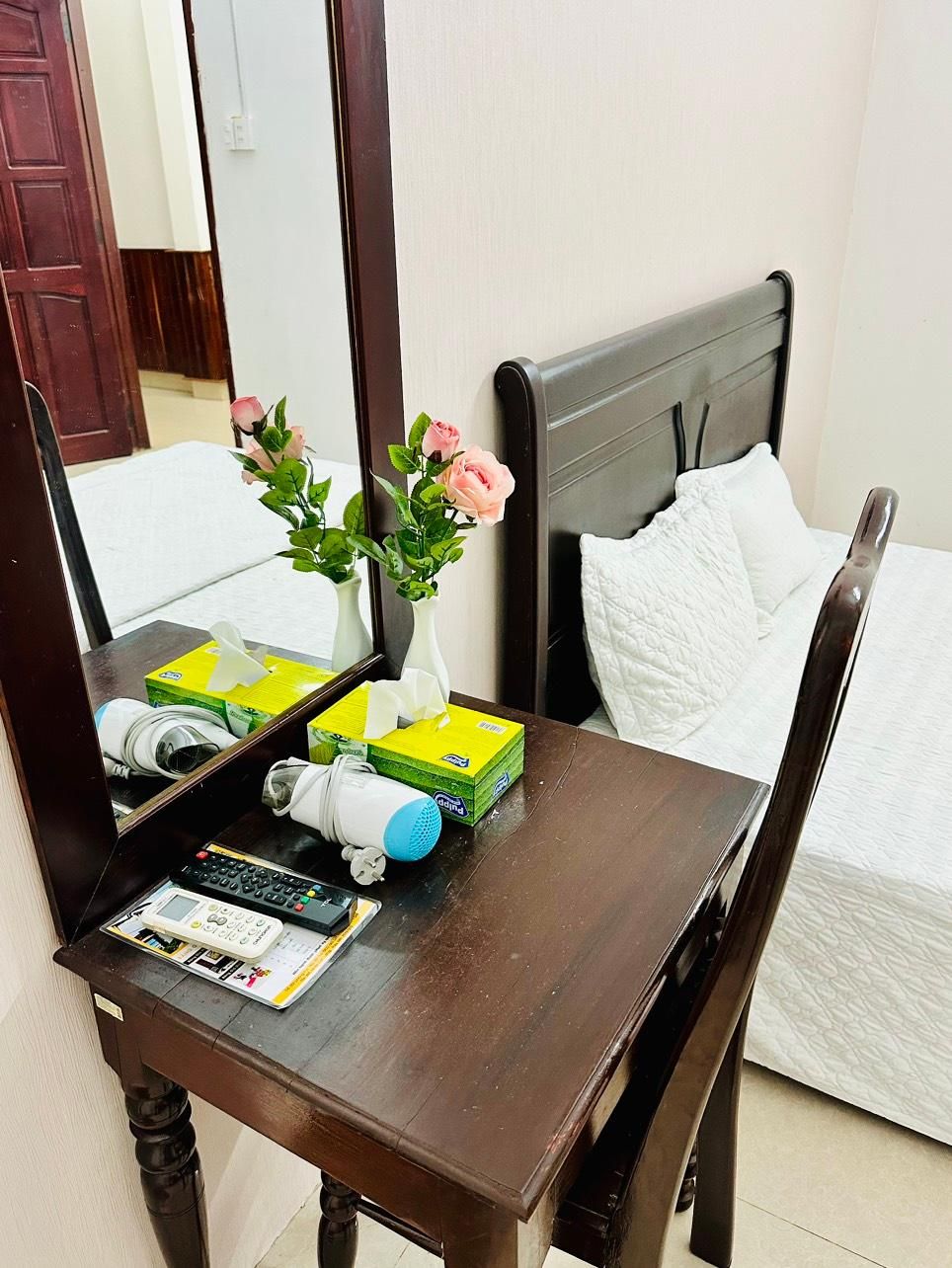 Cat Tuong Hotel Double Room 2