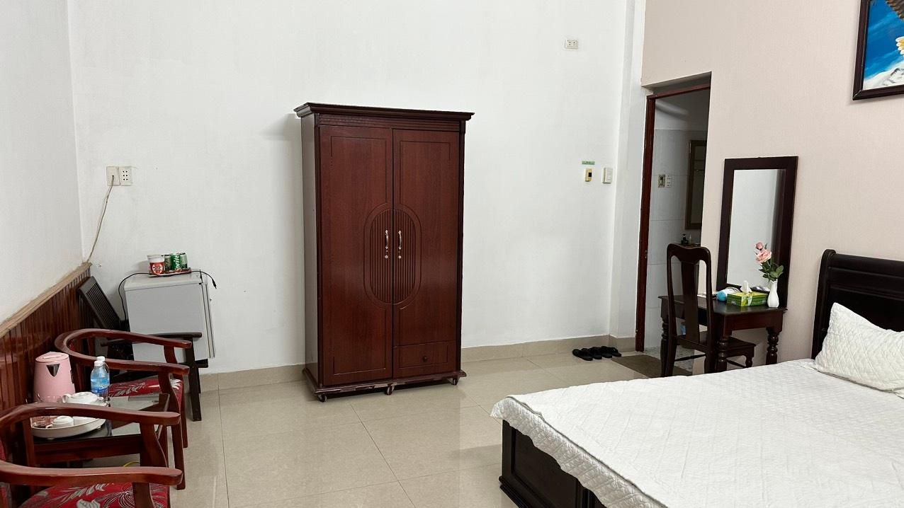 Cat Tuong Hotel Double Room 3