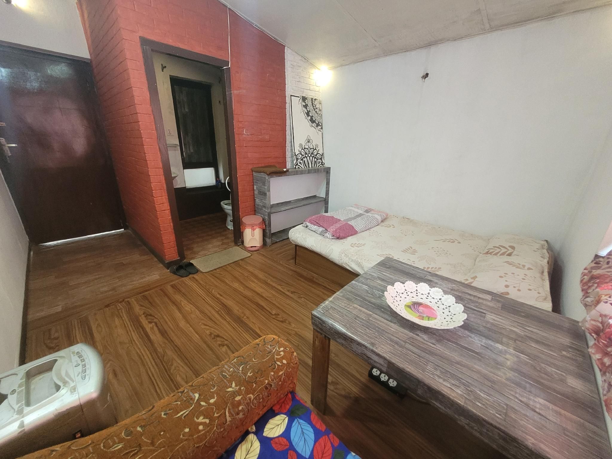 Karunamaya Hotel Queen Room