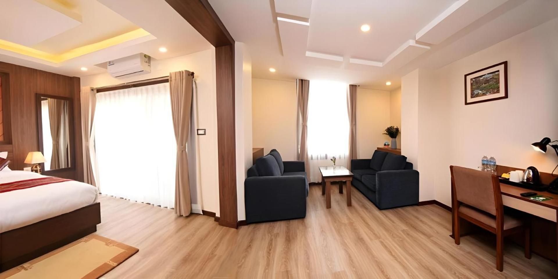 Apartment with City View