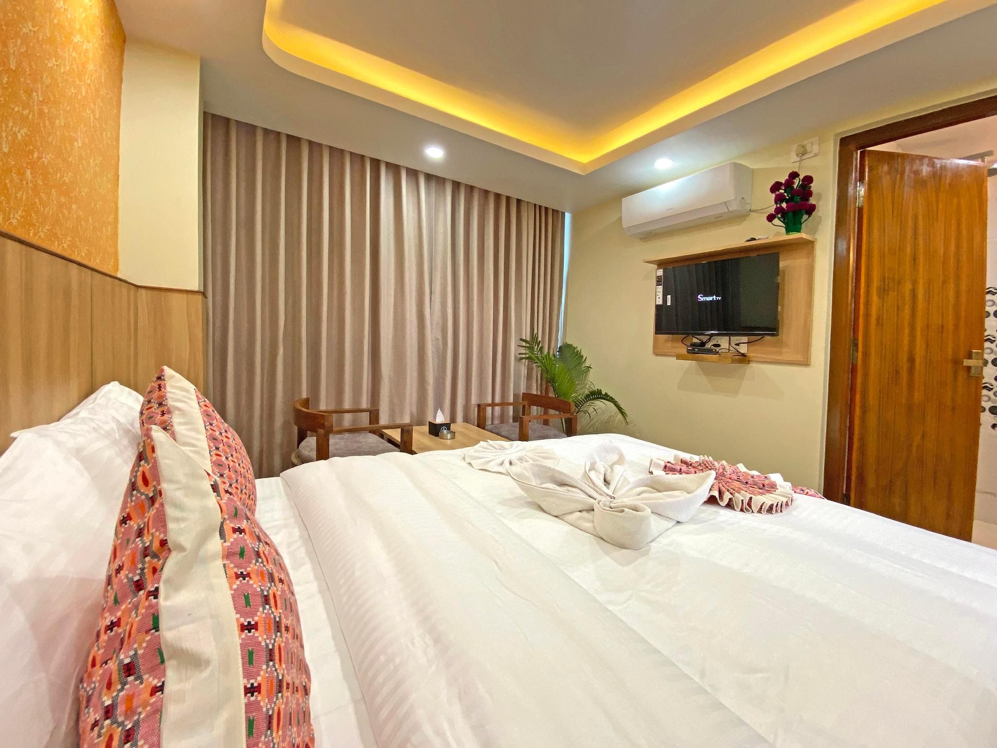 Deluxe Double Suite